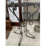 A VINTAGE WROUGHT IRON DECORATIVE PLANT STAND (HEIGHT 92CM, DIAMETER 47CM)