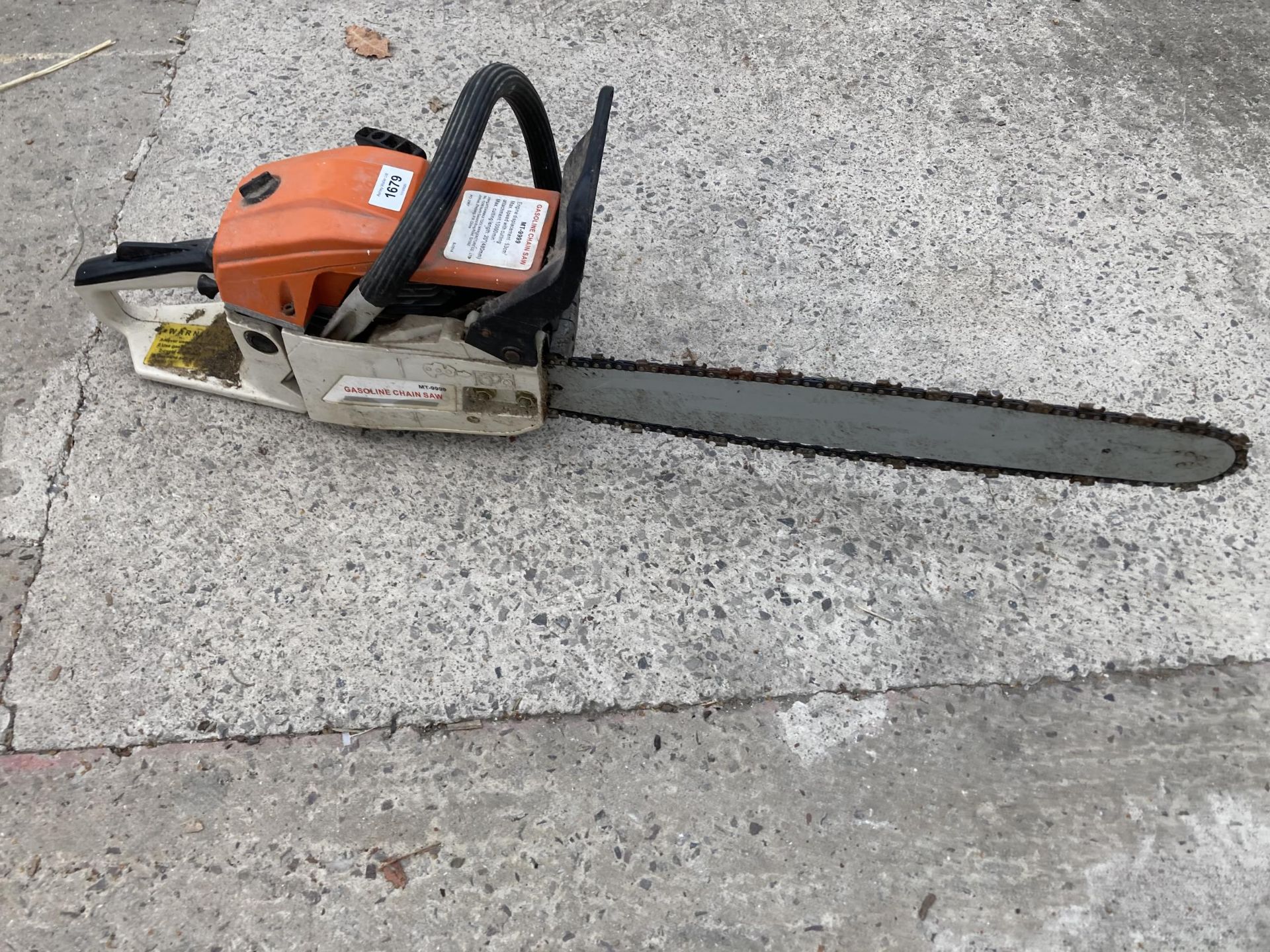 AN MT-9999 GASOLINE CHAINSAW - Image 2 of 2