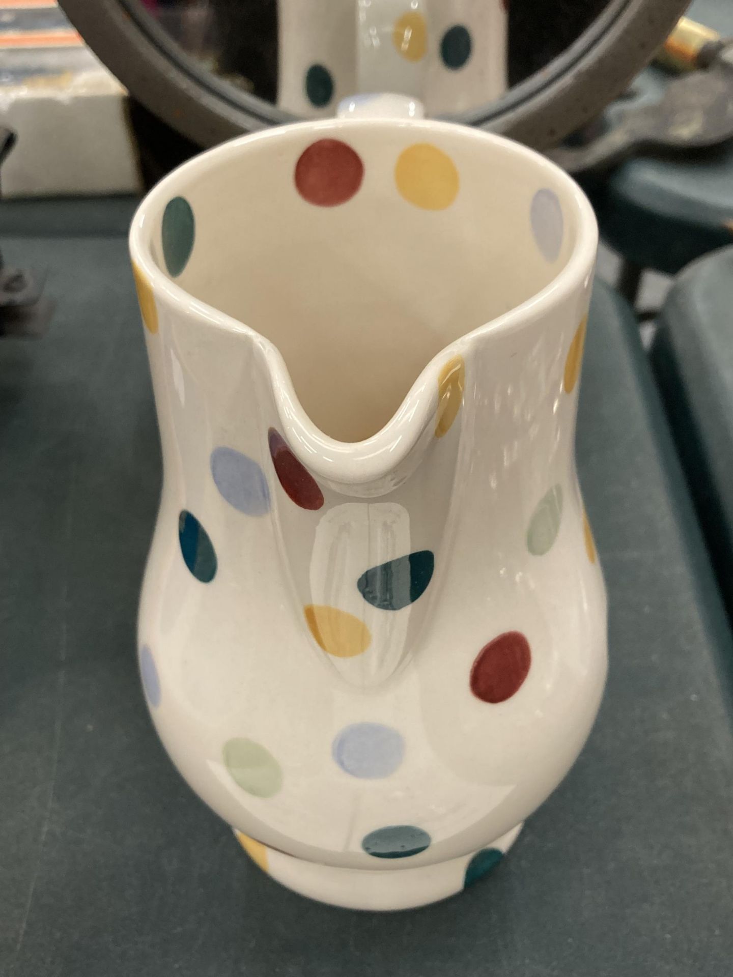 AN EMMA BRIDGEWATER JUG, HEIGHT 18CM - Image 2 of 3