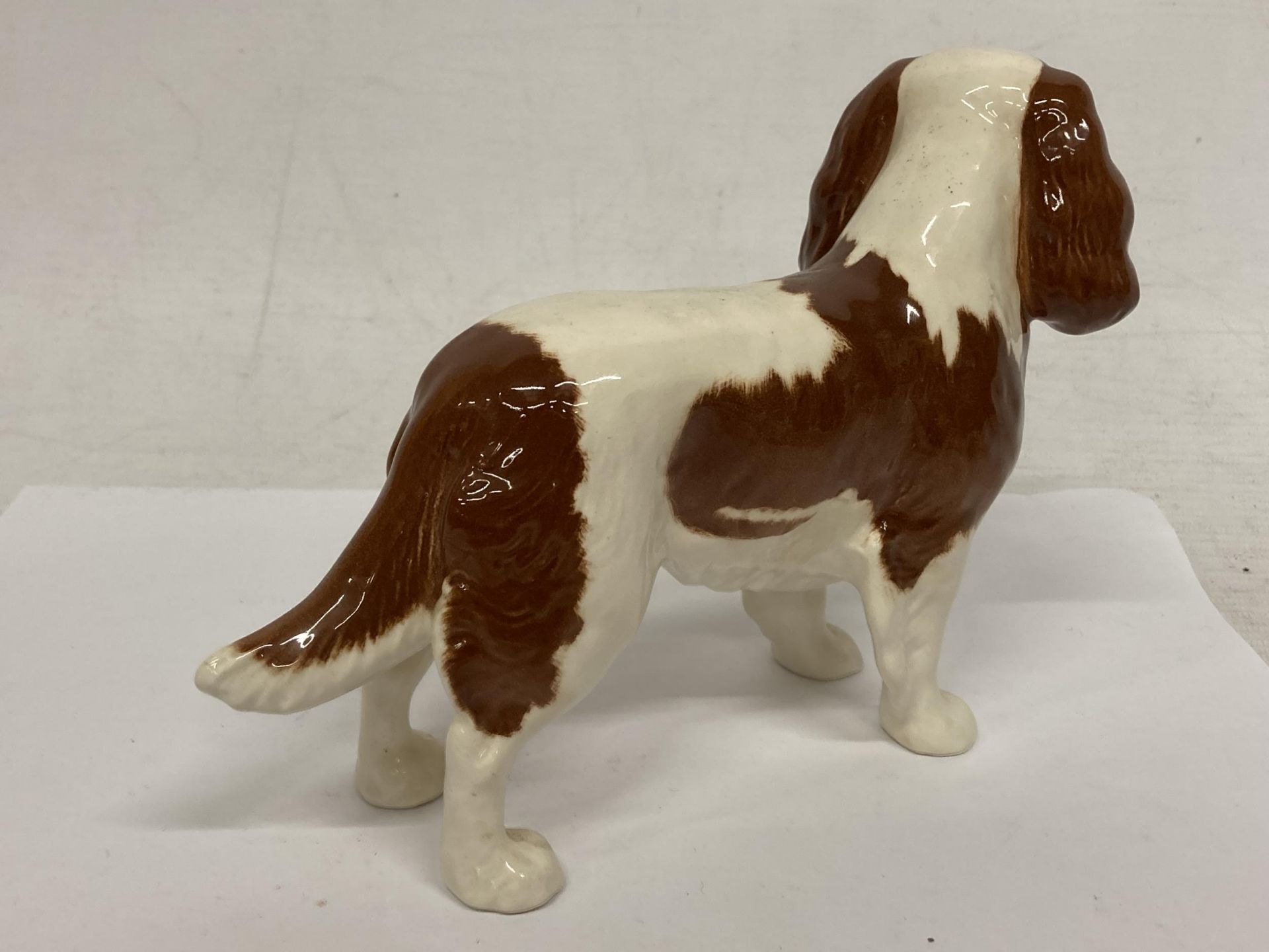 A BESWICK KING CHARLES SPANIEL - Image 3 of 4