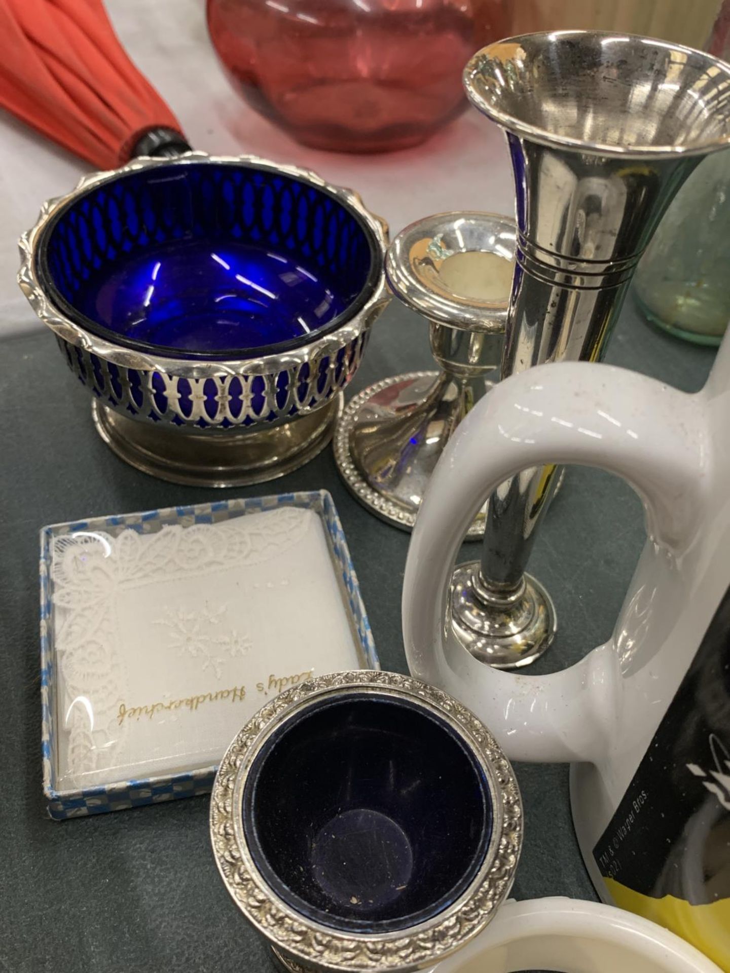 A MIXED LOT TO INCLUDE SILVER PLATED CANDLESTICKS, BOWLS WITH BLUE GLASS LINERS, A ROSE BOWL, - Image 2 of 3