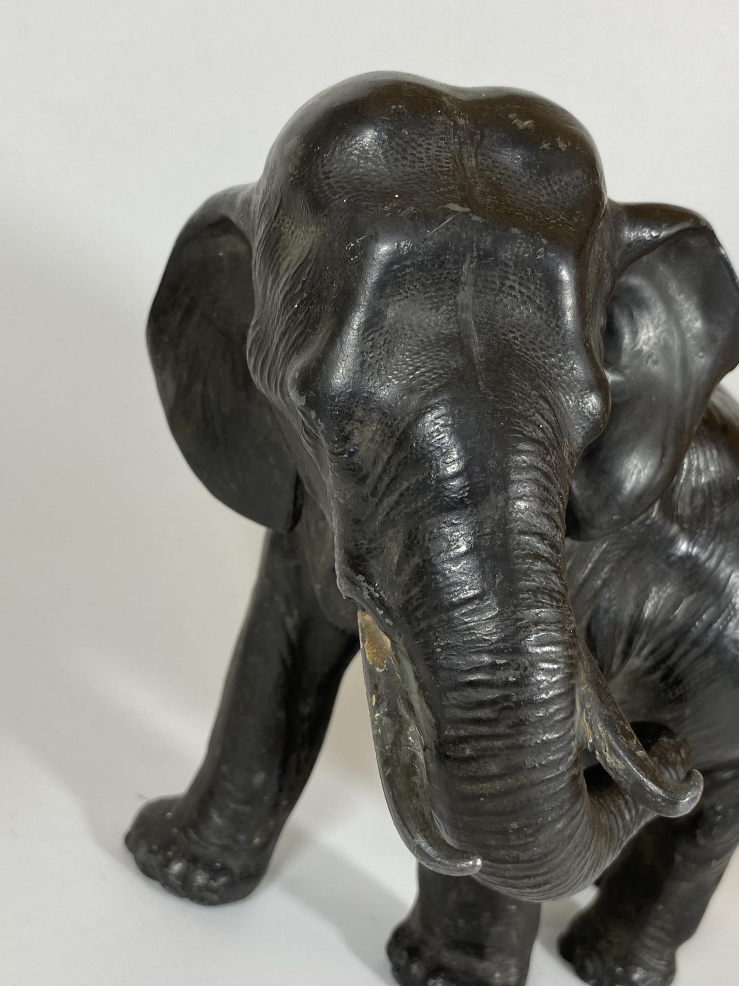 A JAPANESE MEIJI PERIOD (1868-1912) SPELTER MODEL OF AN ELEPHANT, HEIGHT 21CM - Image 3 of 7