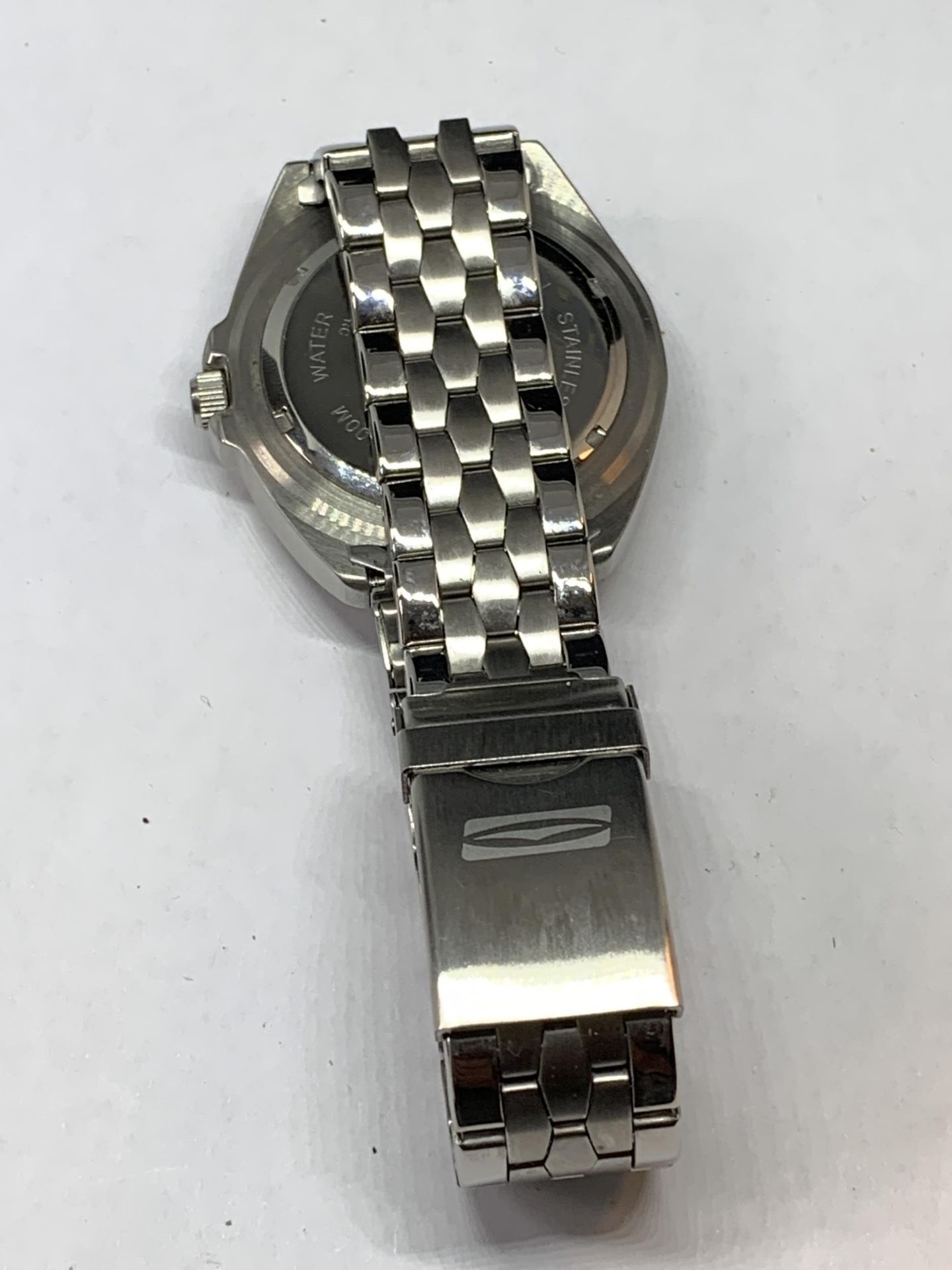 A GUL DIVERS WRIST WATCH SEEN WORKING BUT NO WARRANTY - Image 3 of 3