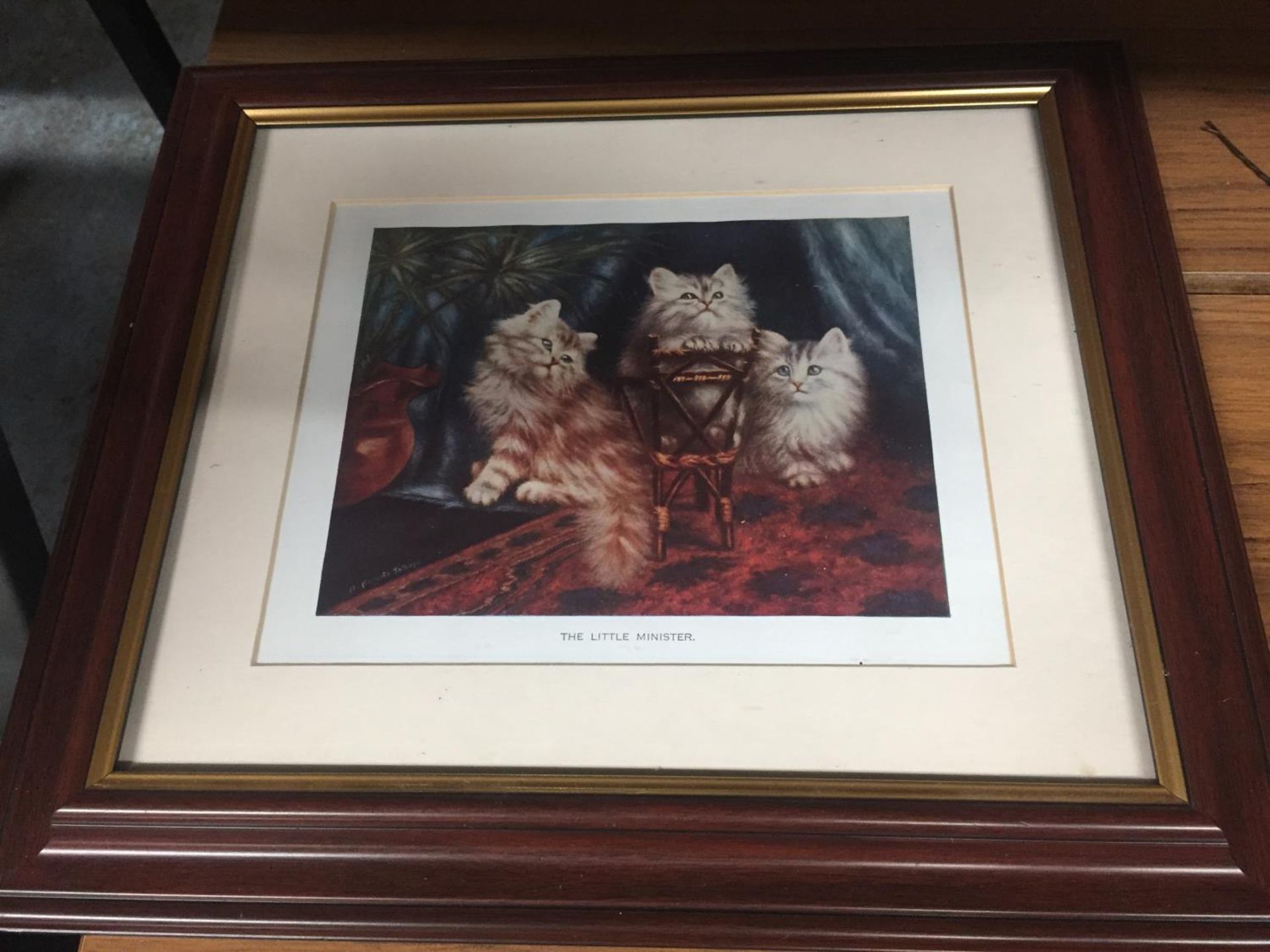 TWO FRAMED CERAMIC TILES FEATURING VINTAGE PUB SCENES PLUS A FRAMED PRINT OF THREE KITTENS - Image 3 of 3