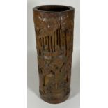 A LATE 19TH / EARLY 20TH CENTURY CHINESE CARVED BAMBOO BRUSH POT / SLEEVE VASE, HEIGHT 31CM