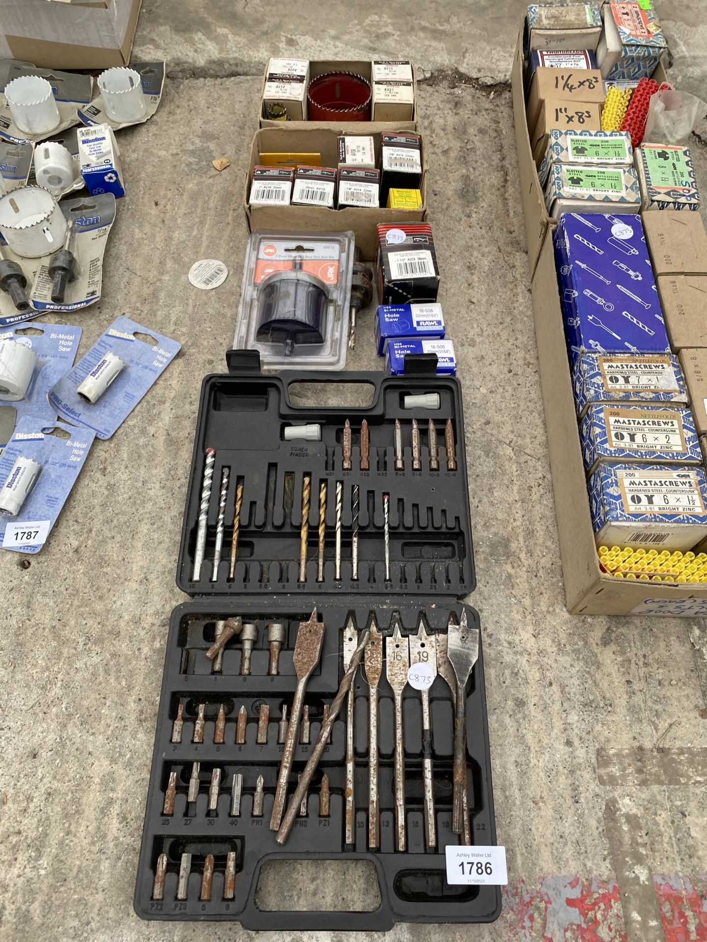 AN ASSORTMENT OF DRILL BITS AND DRILL HOLE SAWS ETC