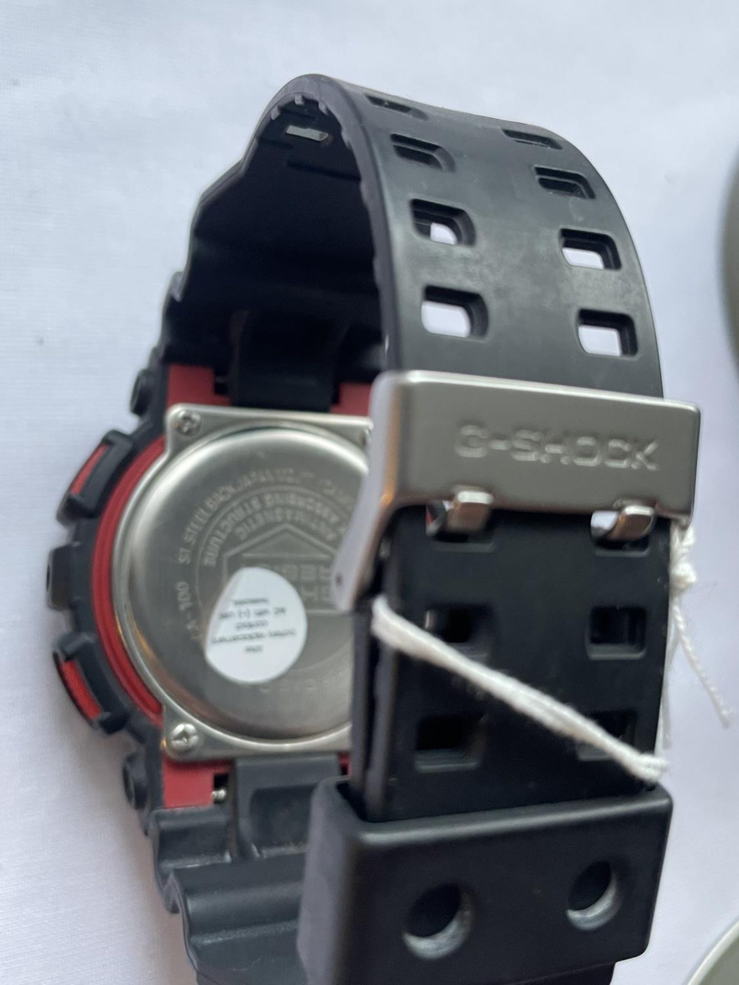 AN AS NEW AND IN A TIN CASIO G SHOCK WATCH WITH TAG SEEN WORKING BUT NO WARRANTY - Image 4 of 4