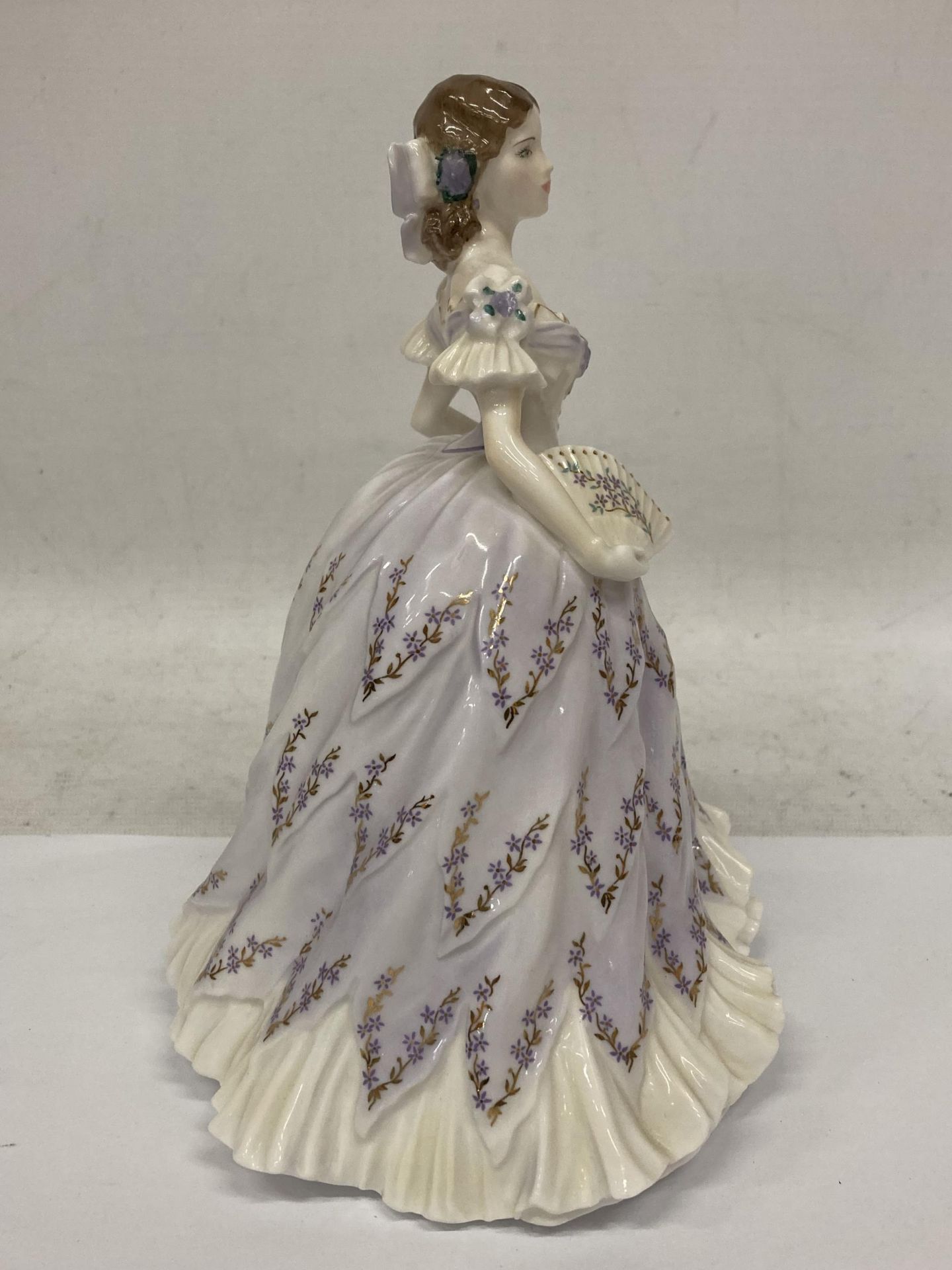 A COALPORT FIGURINE "THE LAST WALTZ" LIMITED EDITION 9,773 OF 12,500 - Image 2 of 5