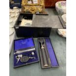 A COLLECTION OF VINTAGE OPTHALMIC INSTRUMENTS TO INCLUDE LOVIBOND PH TESTING KIT, AN OPHTHALMOSCOPE,