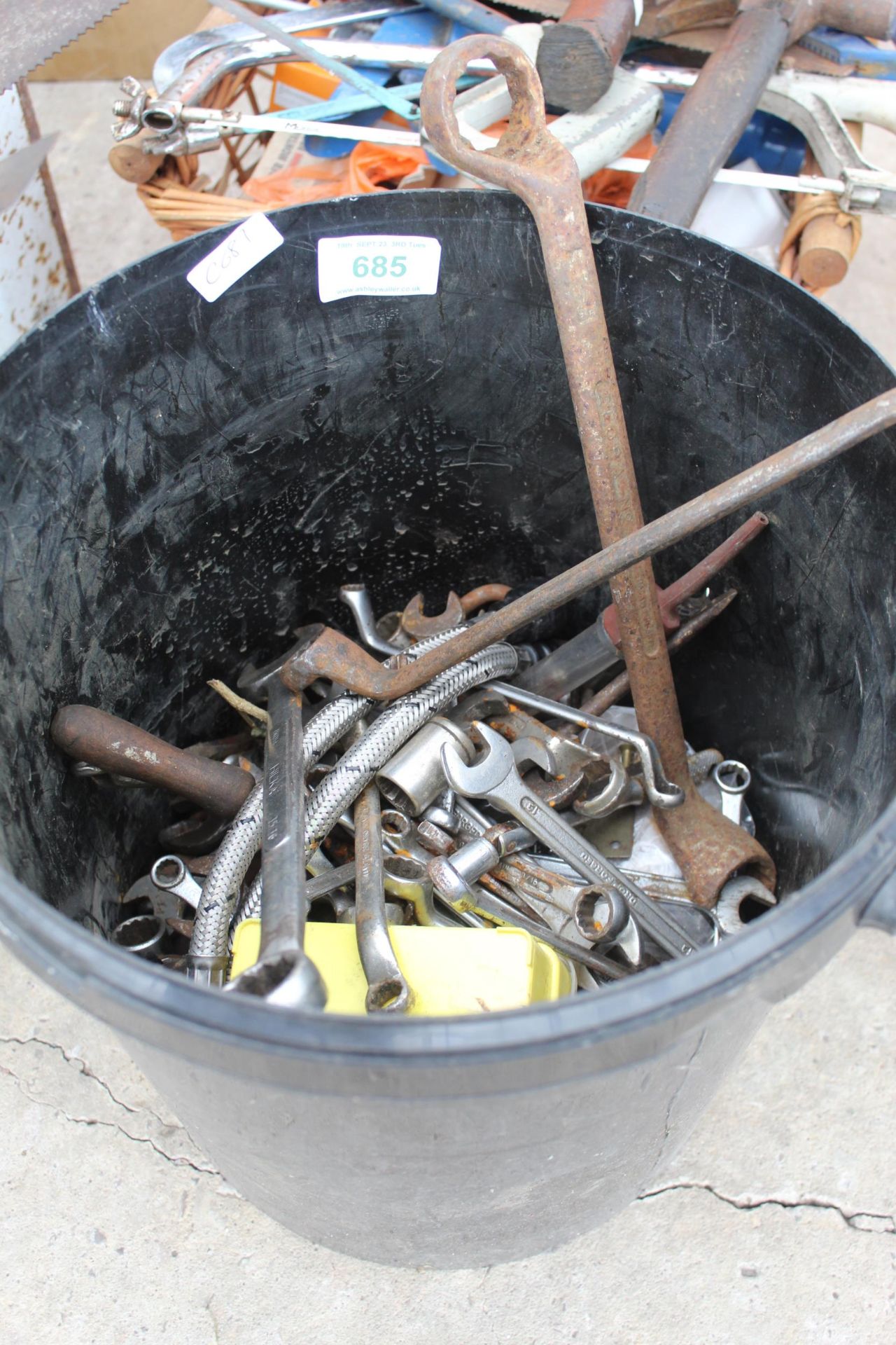 BUCKET OF TOOLS NO VAT