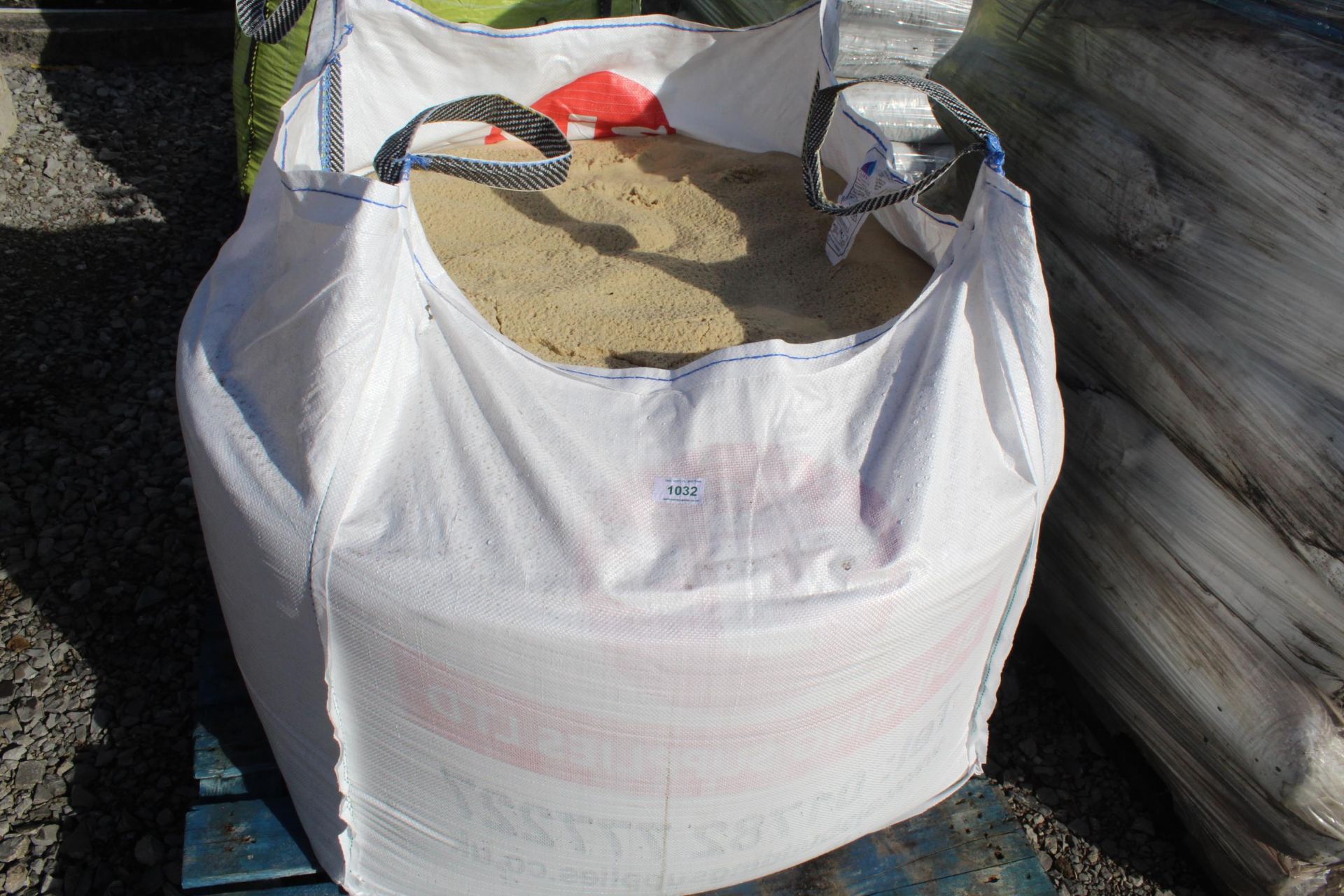TOTE BAG OF PLAY SAND NO VAT