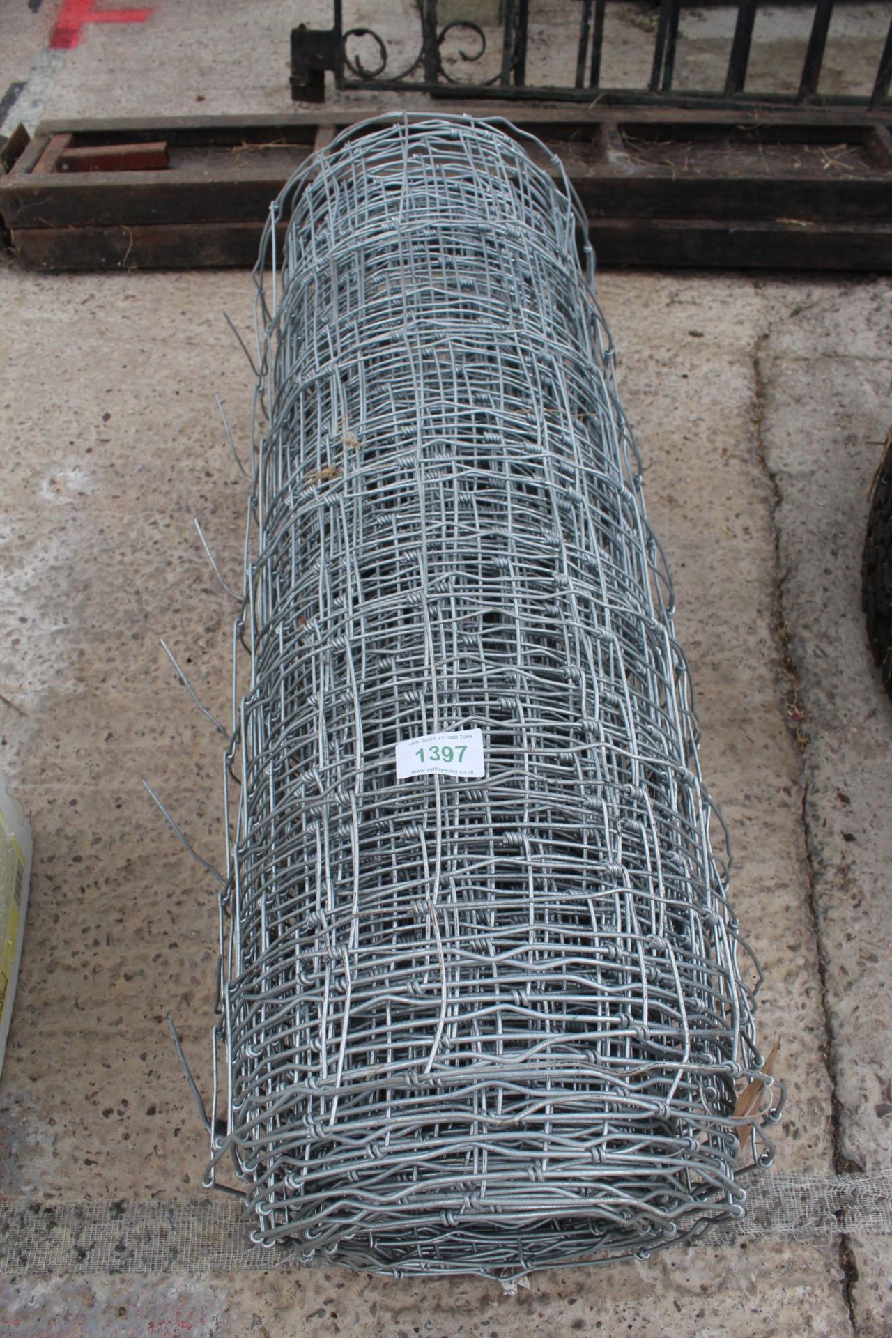 ROLL OF SHEEP WIRE NO VAT