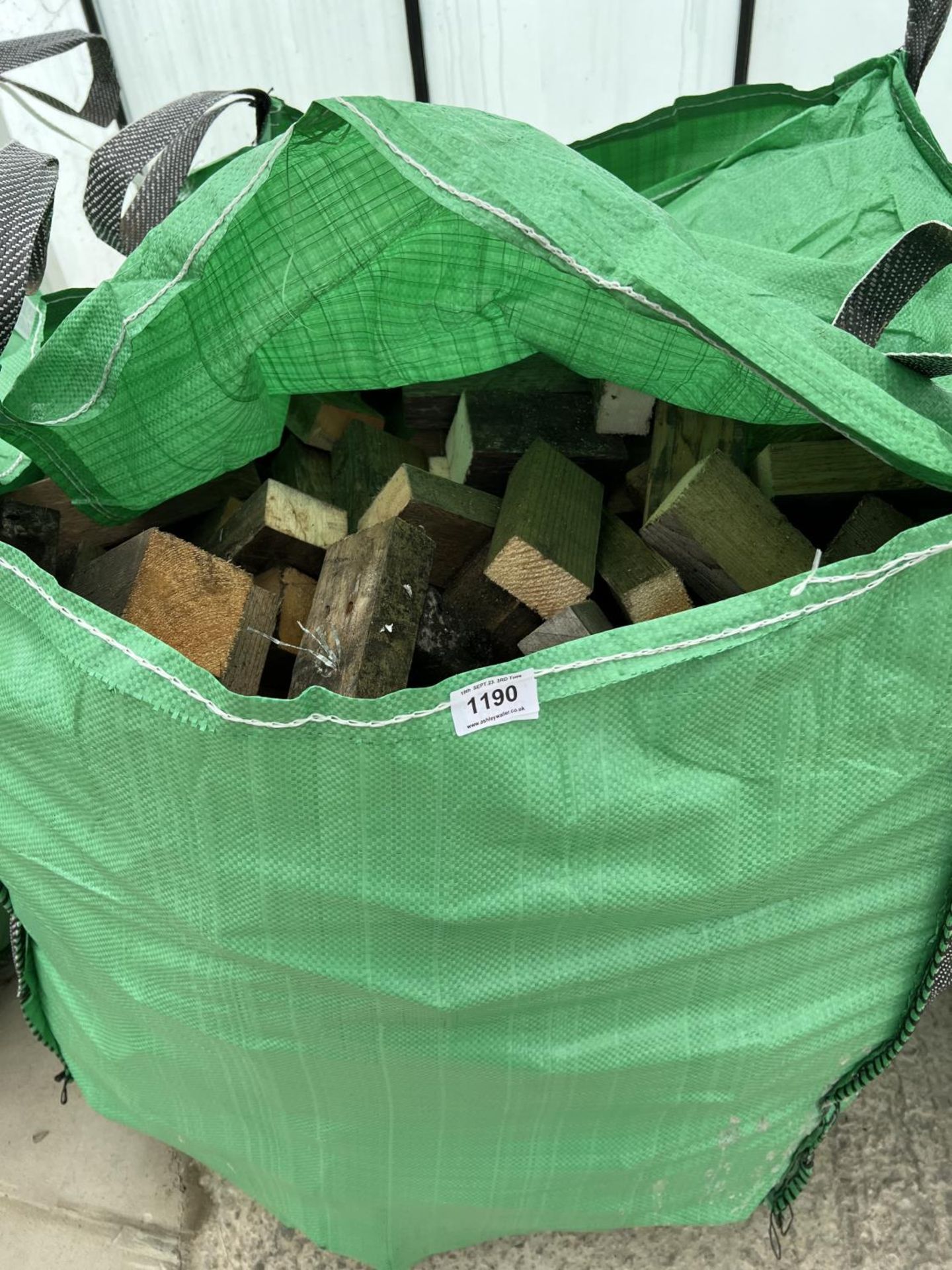 A TOTE BAG OF OFF CUT TIMBER NO VAT