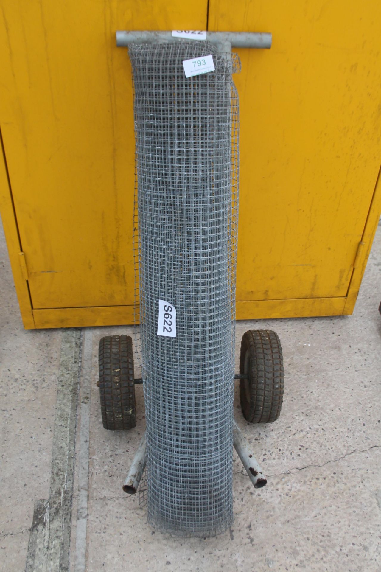 MESH AND TROLLEY NO VAT