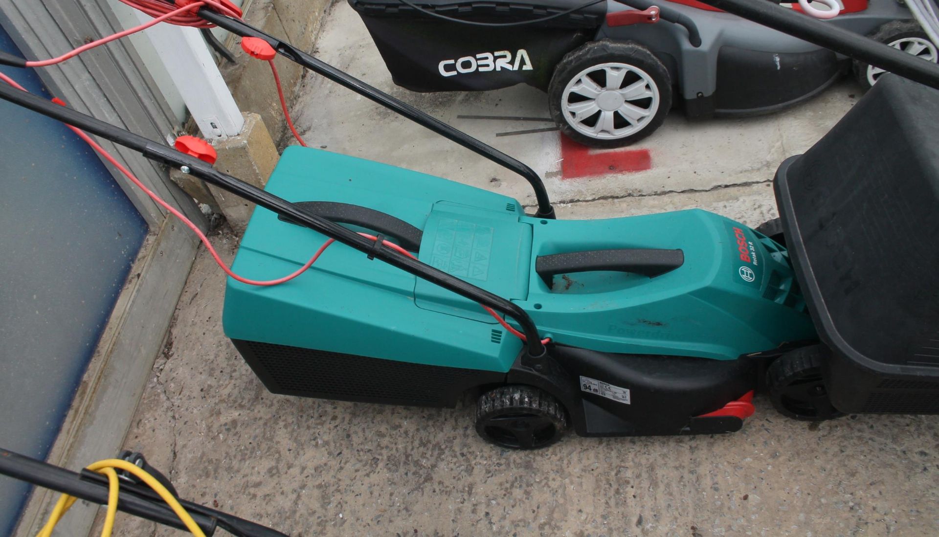 BOSCH ROTAK 34R, BOSCH ROTAK 340 ER AND BOSCH ROTAK 32R MOWERS + VAT - Image 2 of 4