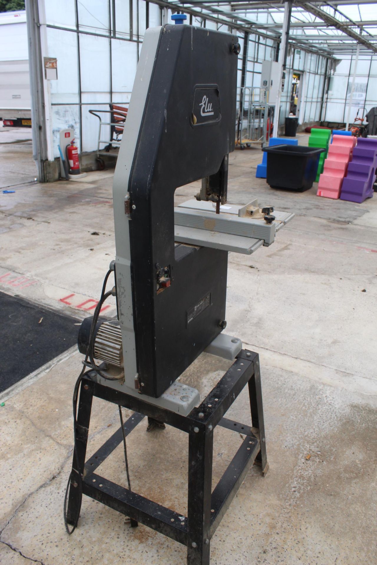 ELU EBS 3401 BAND SAW IN WORKING ORDER NO VAT - Image 3 of 5