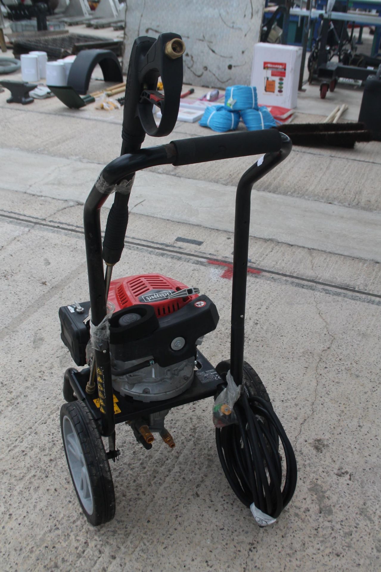 SCHEPPACH 173CC PRESSURE WASHER HPC2600 NO VAT - Image 2 of 3