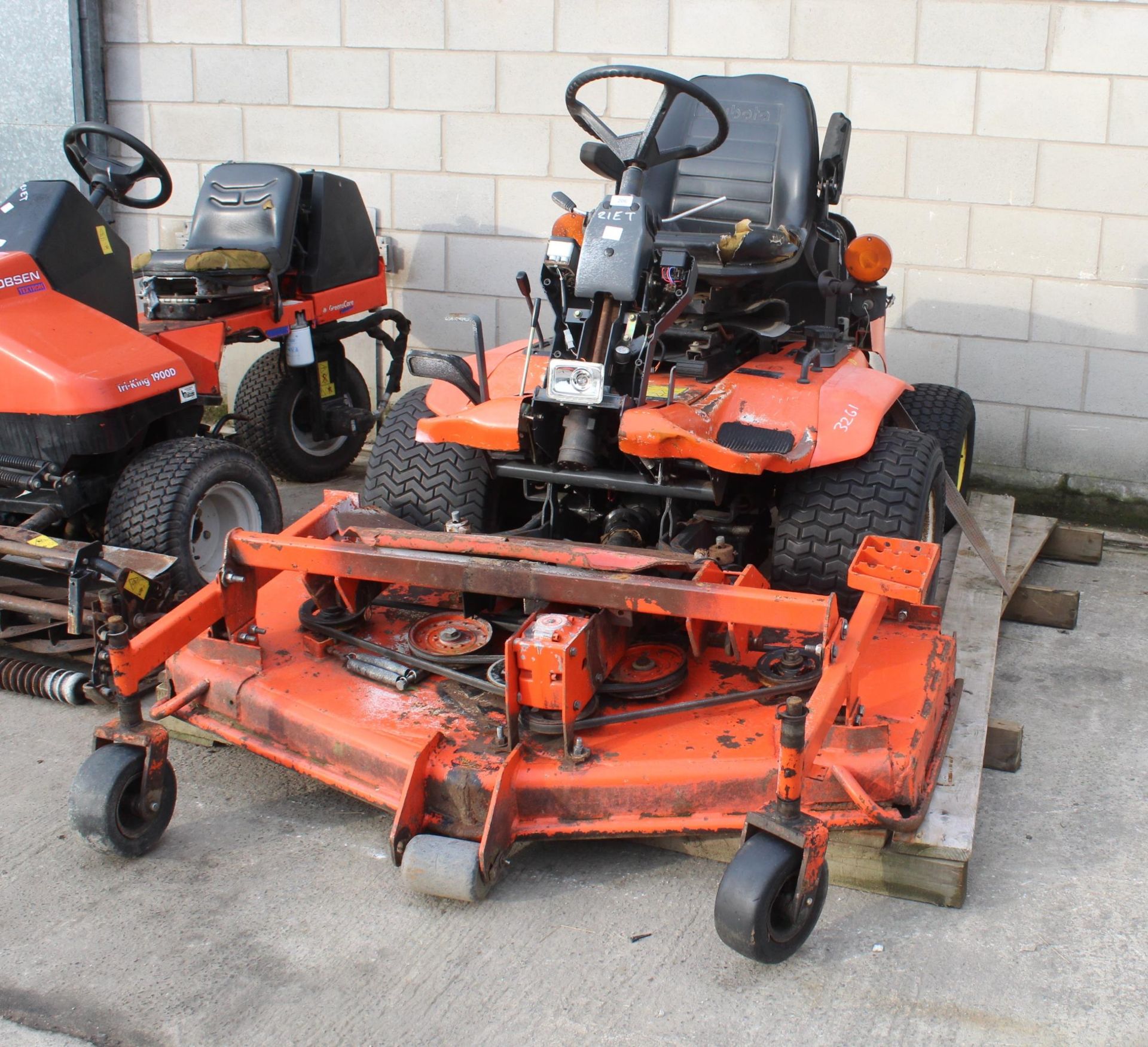 KUBOTA F3060 MOWER + VAT