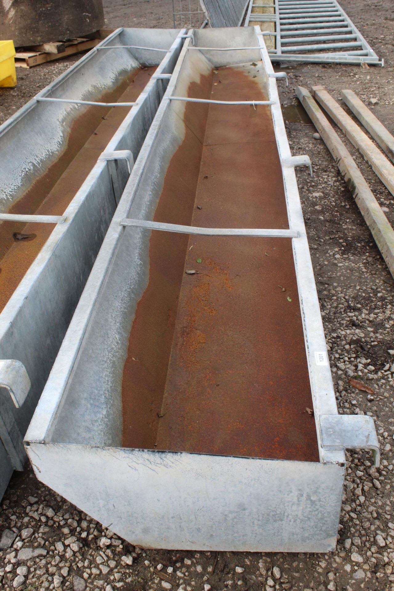 15'HANG ON CATTLE TROUGH + VAT