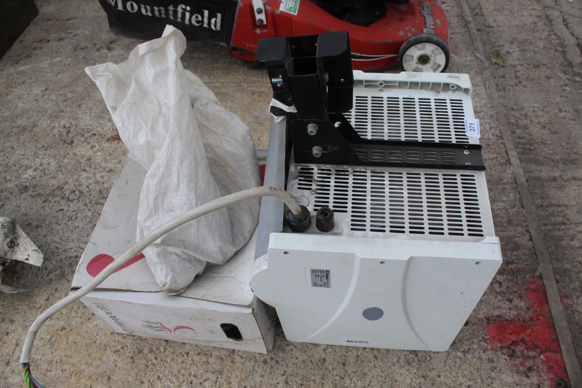 AIR CON UNIT, CABLE, WIRE TENSIONERS + VAT