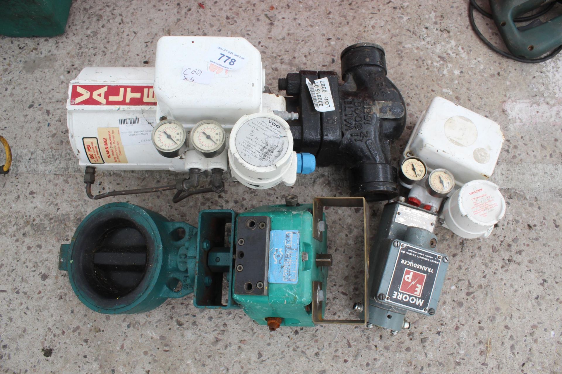 VARIOUS PUMPS AND VALVES (4 ITEMS) NO VAT