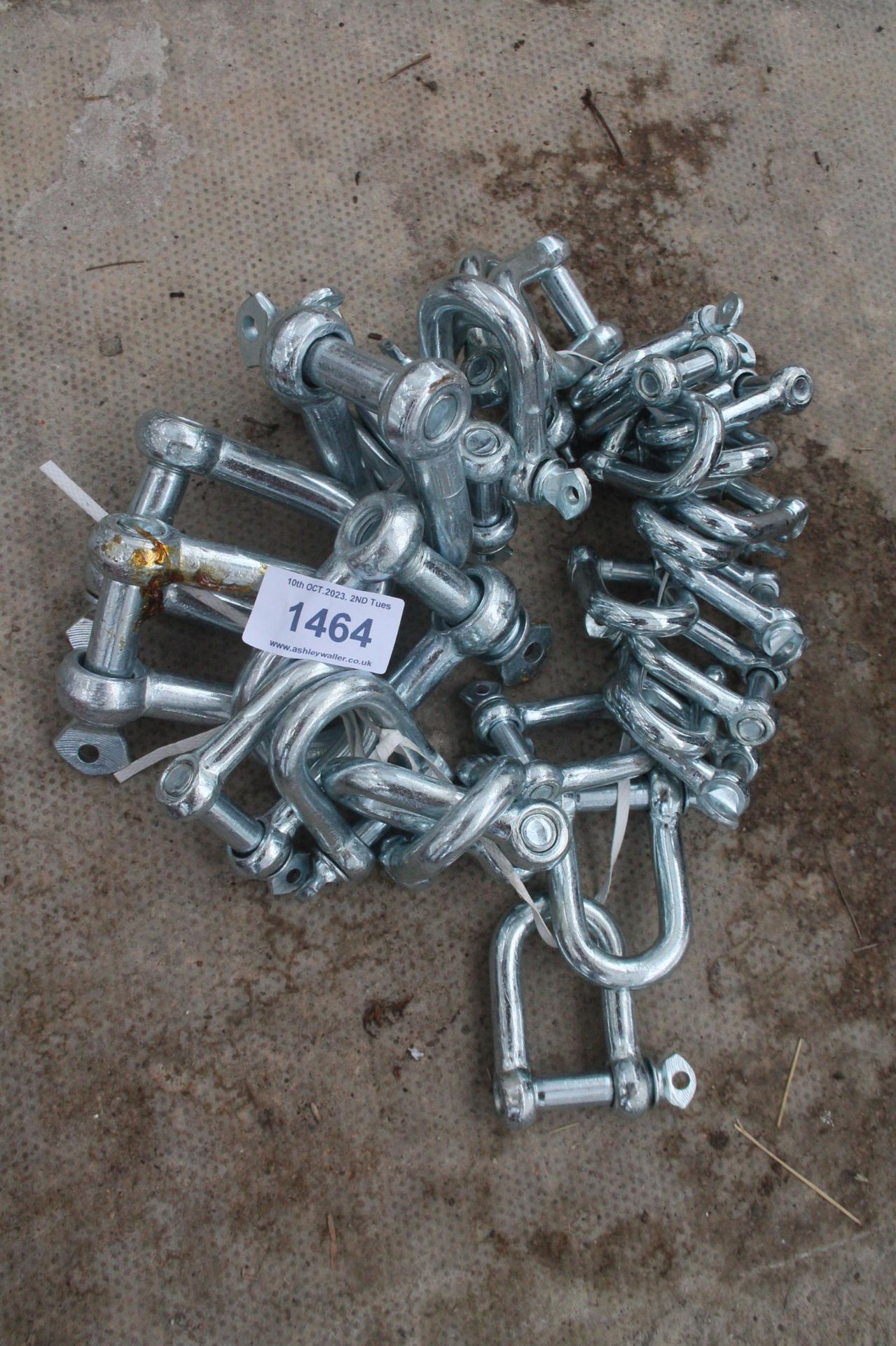 32 D LINKS + VAT