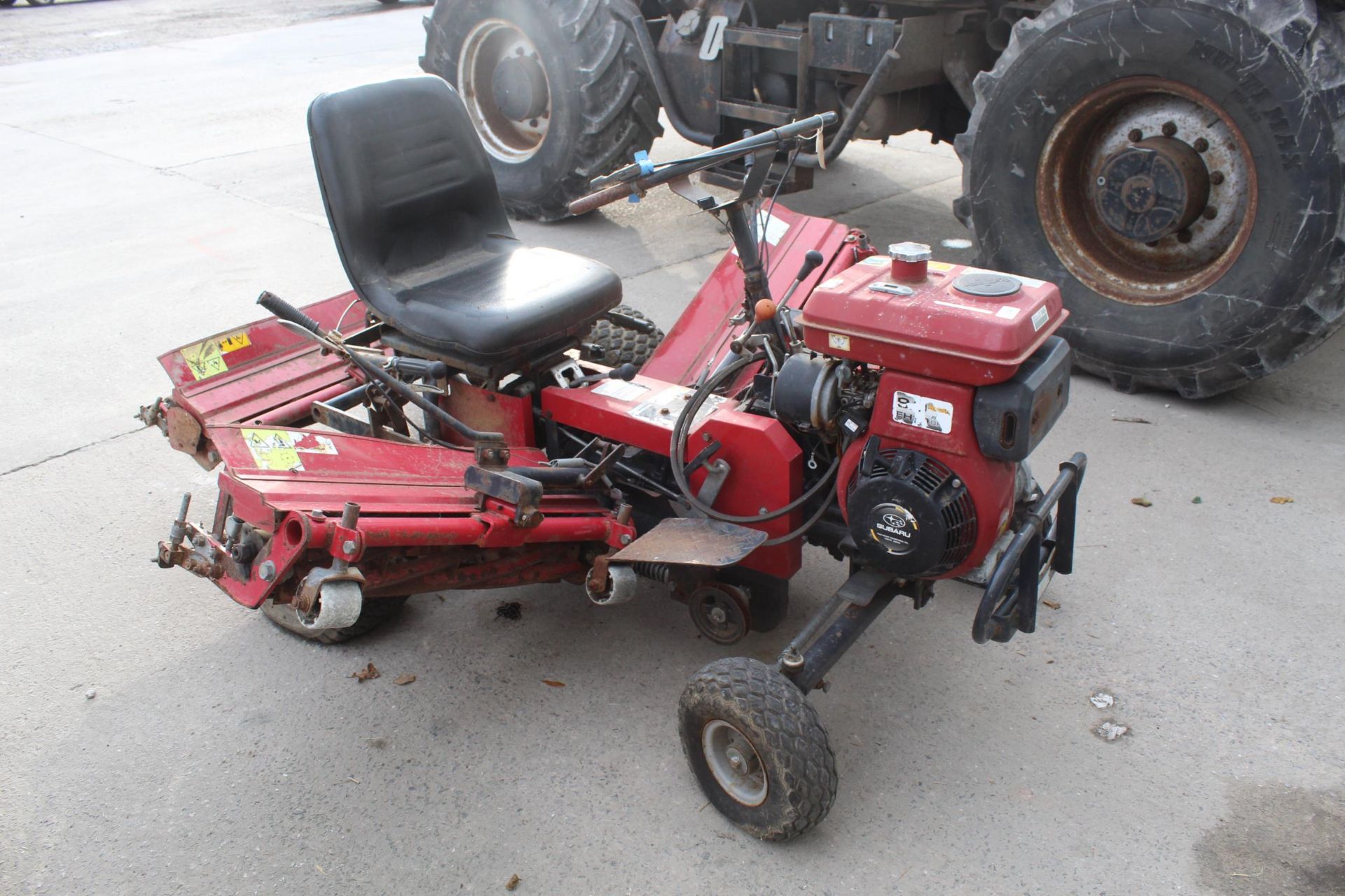 BARONES LM1800 RIDE ON GANG MOWER WITH SUBARU ENGINE + VAT