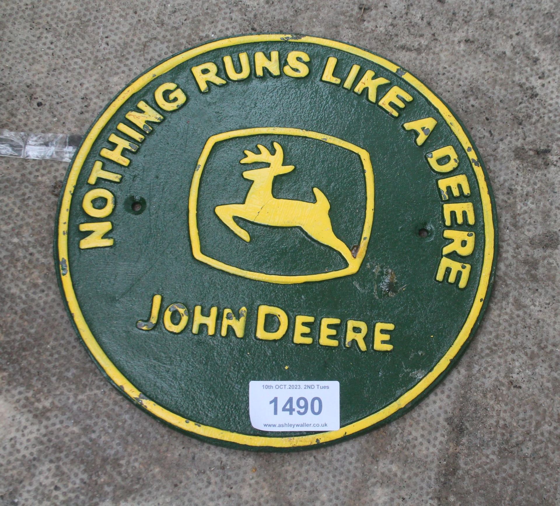 JOHN DEERE SIGN + VAT