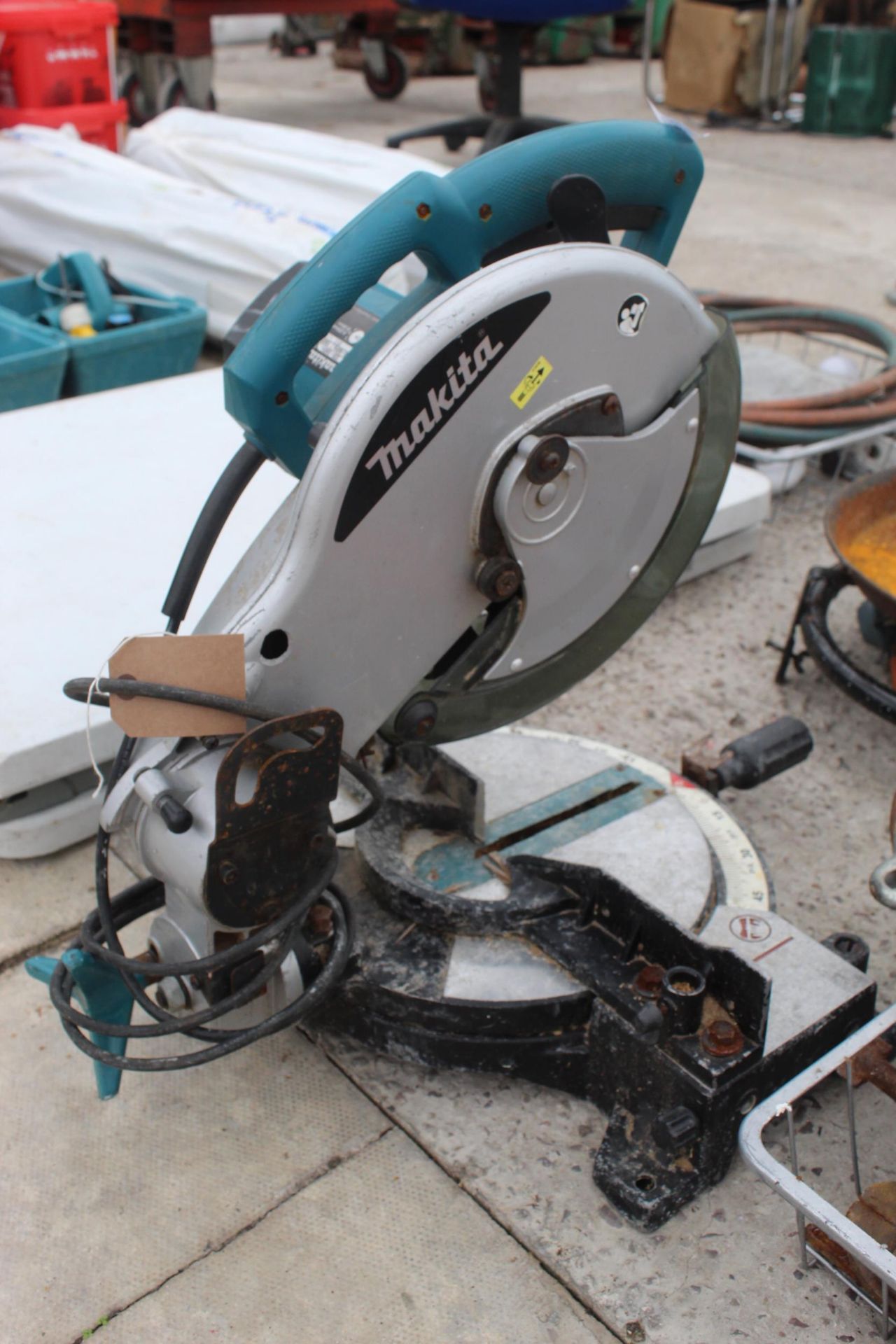 MAKITA MITRE SAW NO VAT