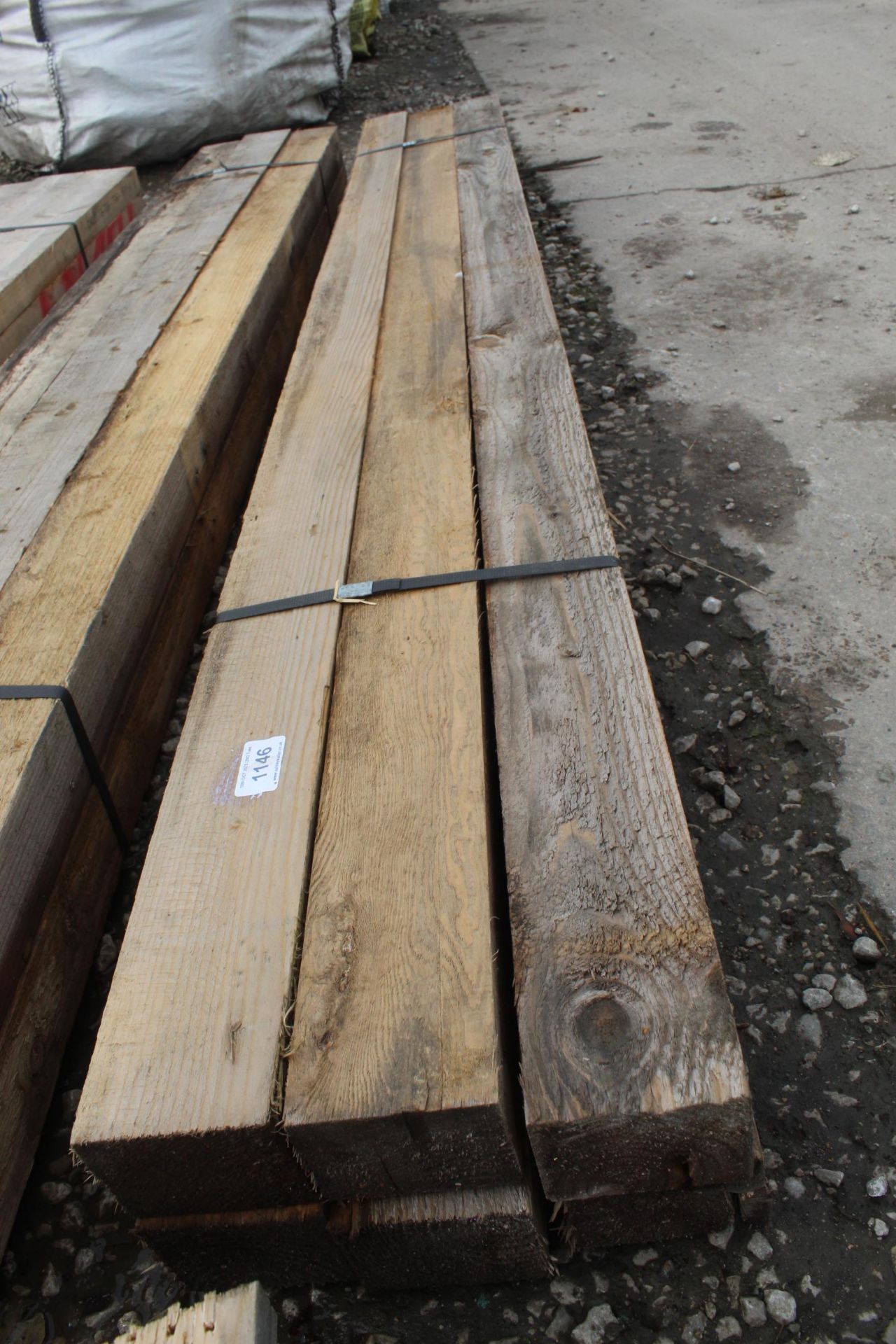 6 TIMBER POSTS 4 X 3 6'-9 LONG NO VAT