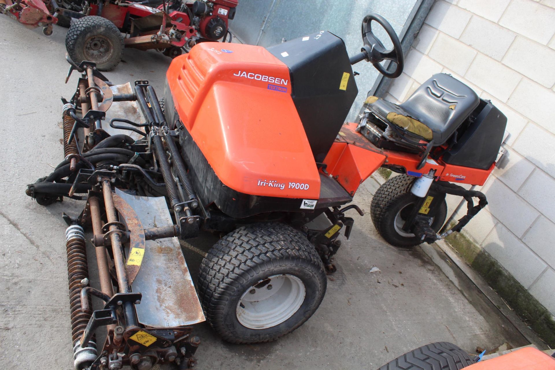 JACOBSEN TRI KING 1900D GANG MOWER + VAT - Image 3 of 3