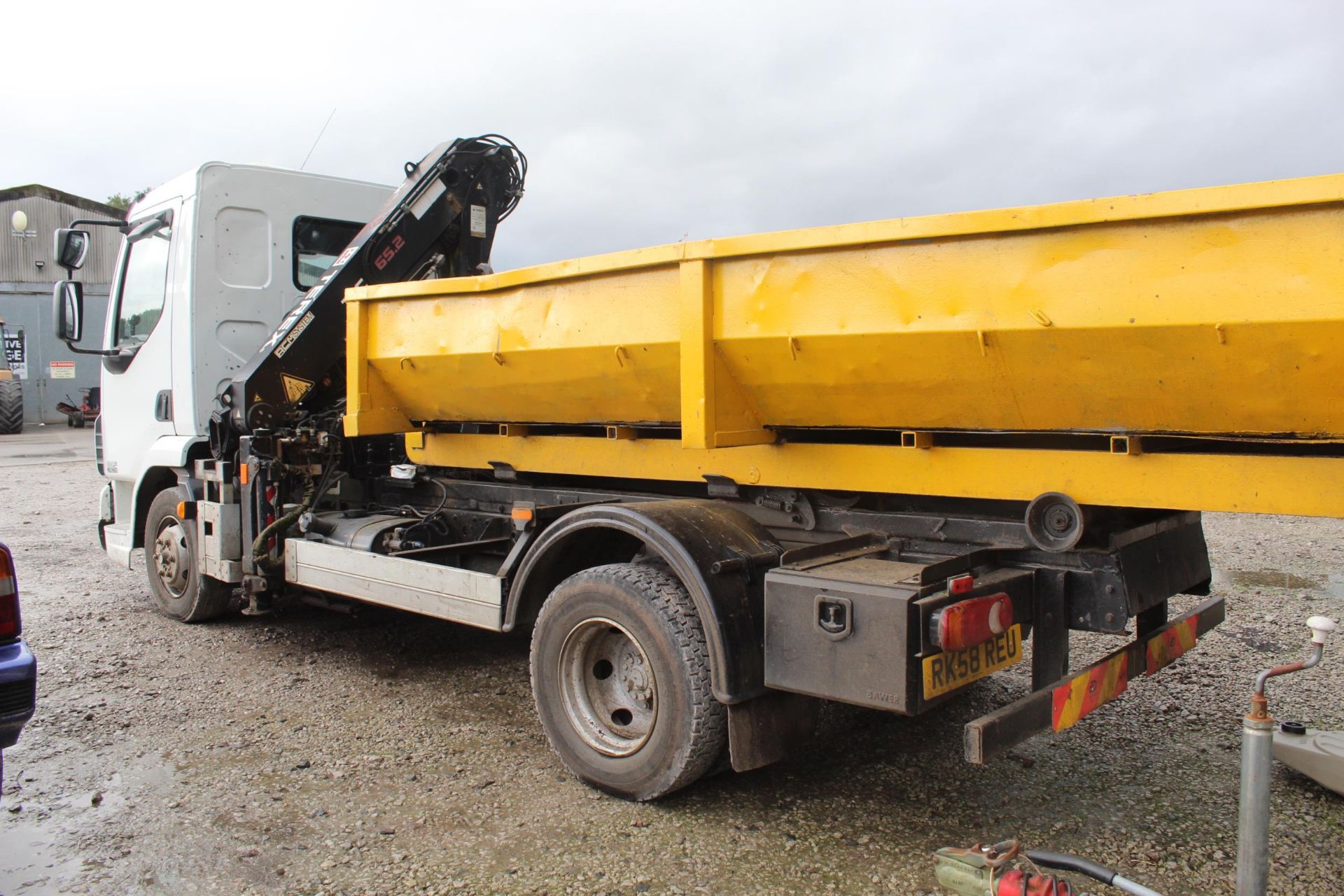 2009 DAF LF DIESEL MANUAL DROP SIDE LORRY WITH HIAB HOOK LOADER RK58REU 189020 MILES 7500KG HIAB - Image 7 of 9