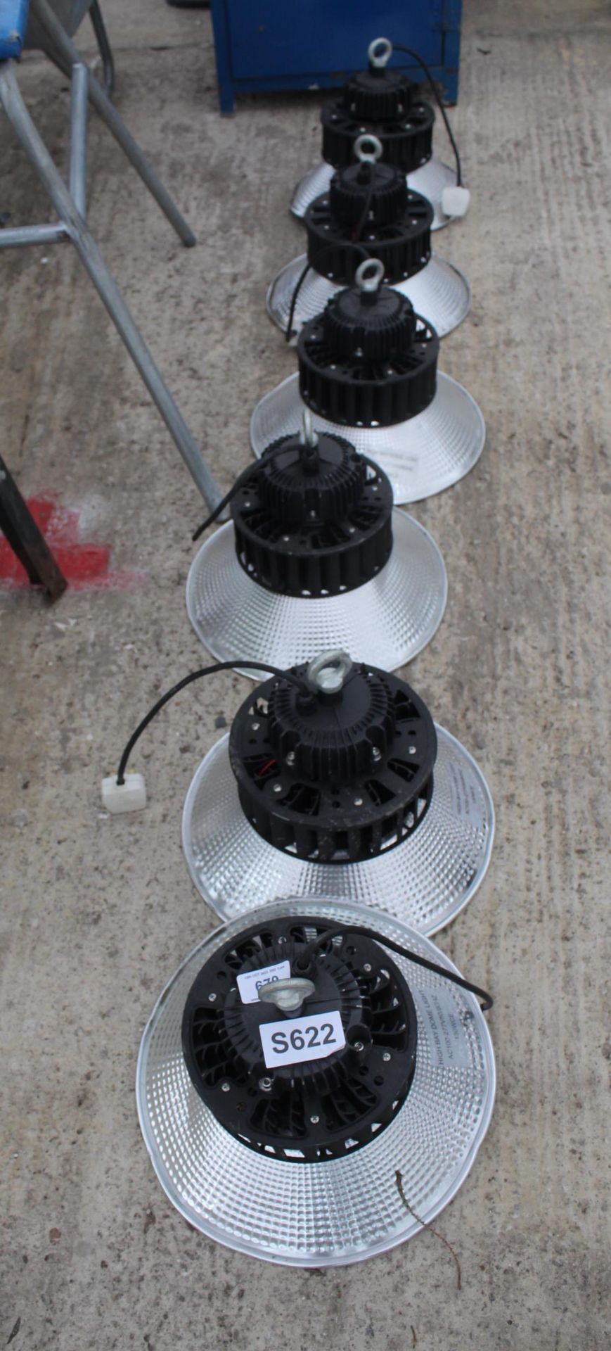 6 LED WORK LAMPS (WORKING) NO VAT