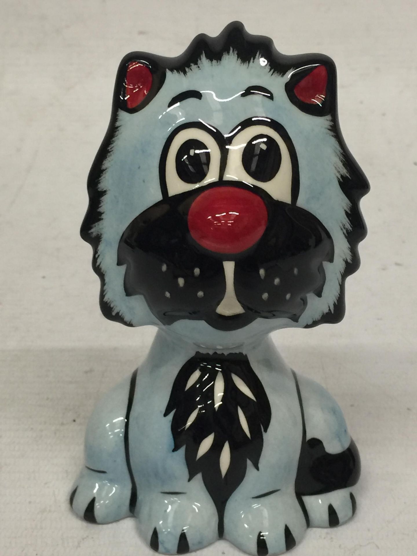 A LORNA BAILEY ALBERT CAT FIGURE