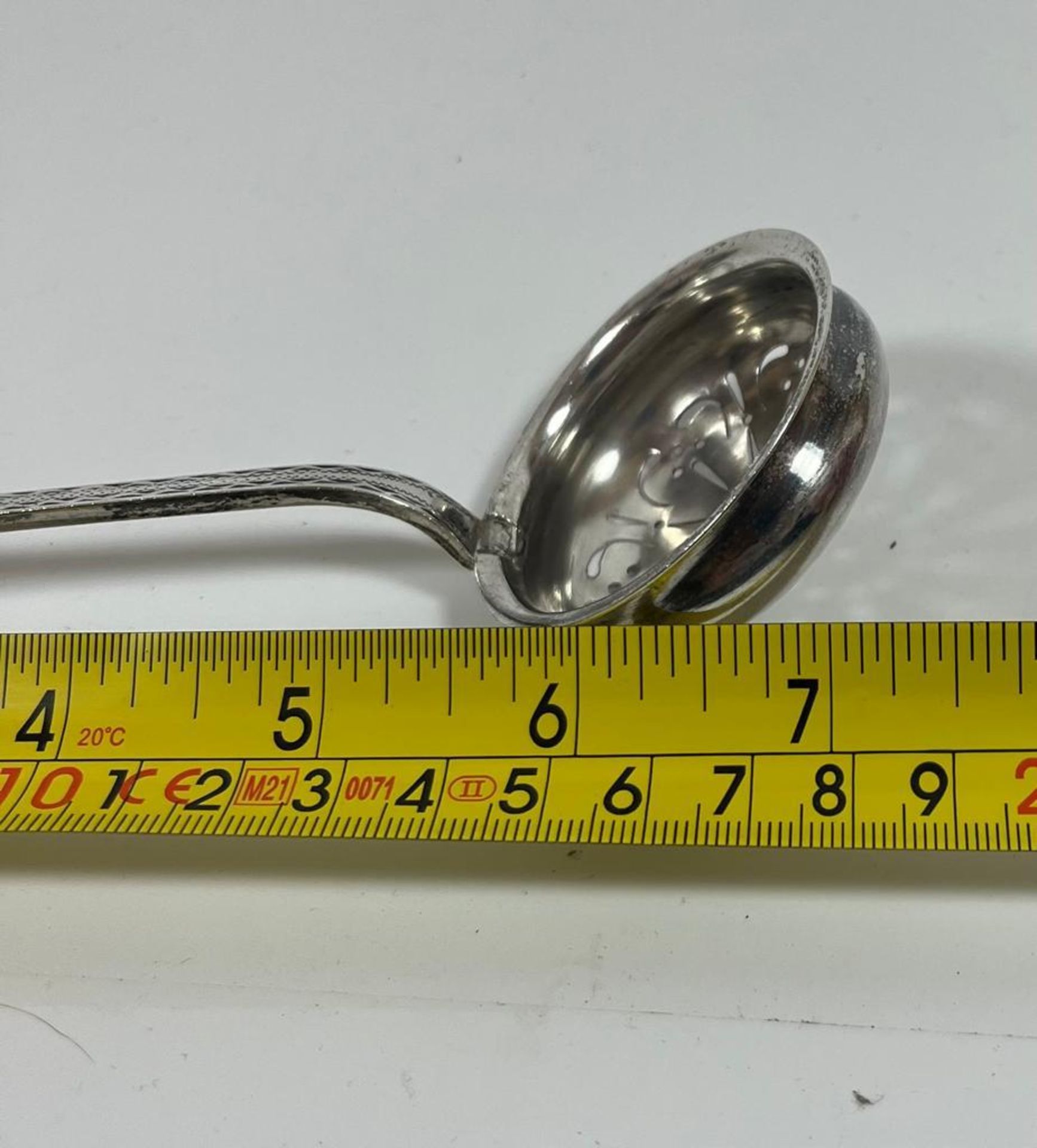 A .99 STAMPED SILVER ANTIQUE SUGAR SIFTER, LENGTH 18.5 CM - Image 7 of 7