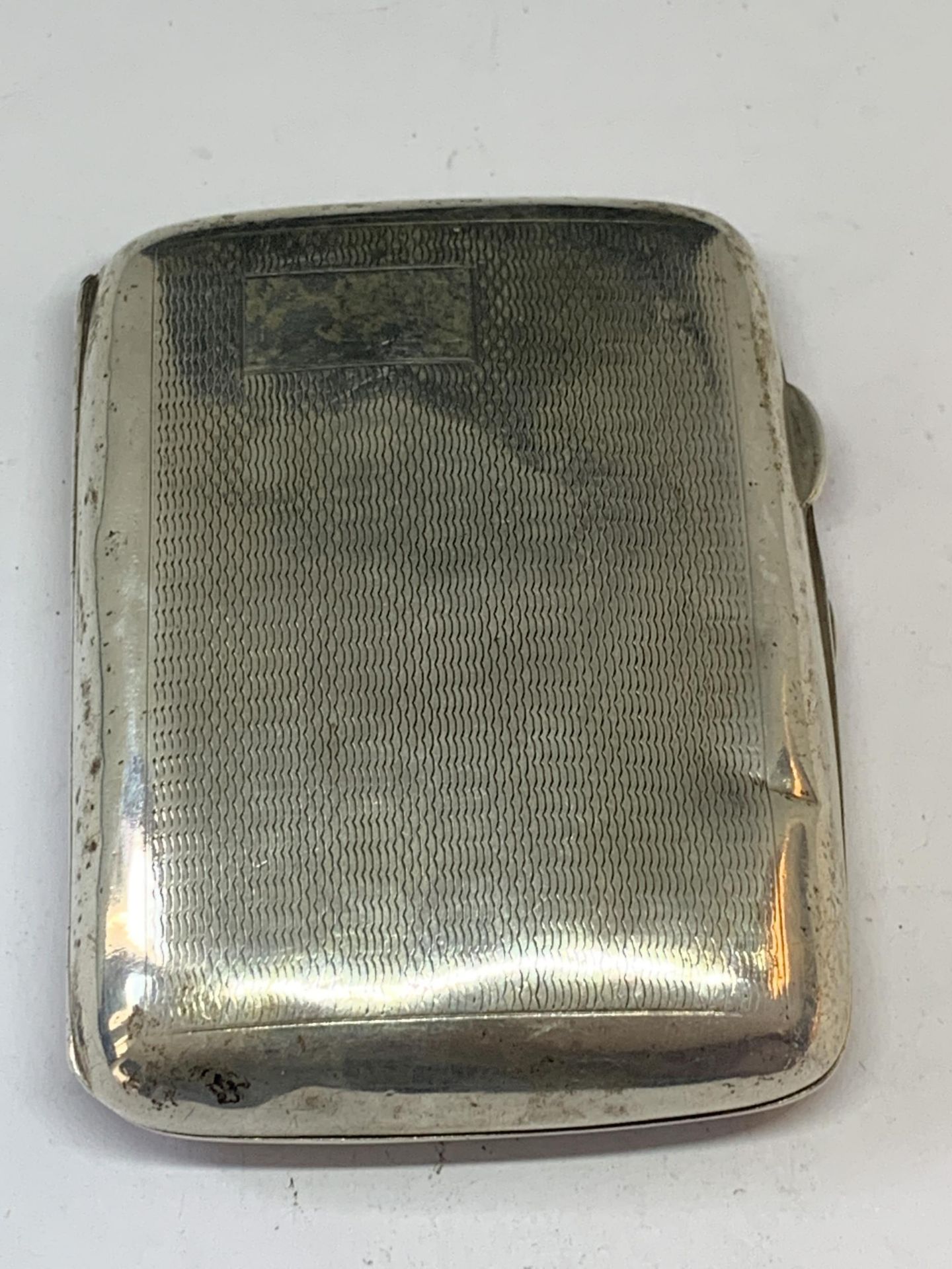 A HALLMARKED CHESTER SILVER CHEROOT CASE WEIGHT 46.7 GRAMS