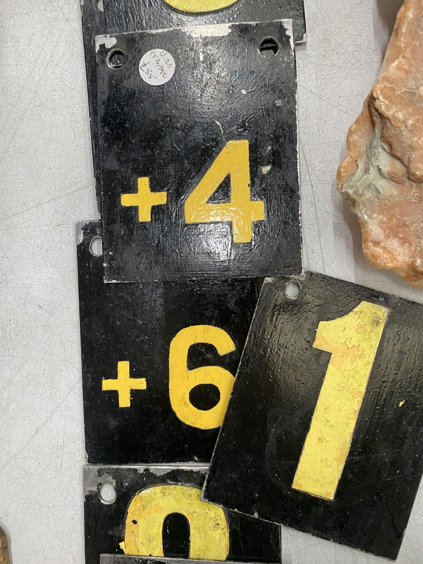 TEN VINTAGE METAL NUMBERS/SCORE PLATES - Image 3 of 3