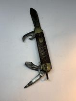 A VINTAGE ULSTER USA POCKET KNIFE