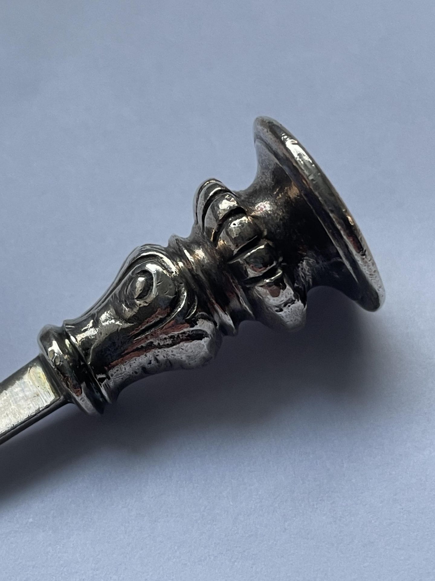 A GEORGE III, POSSIBLY 1773, HALLMARKED LONDON SILVER SPOON WITH WAX SEAL TYPE END, MAKER - Image 15 of 21