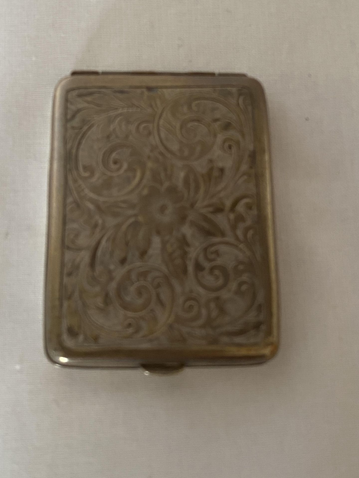 A GEORGE V 1923 HALLMARKED BIRMINGHAM SILVER MATCH CASE, MAKER MARK INDISTINCT, GROSS WEIGHT WITHOUT - Image 4 of 15