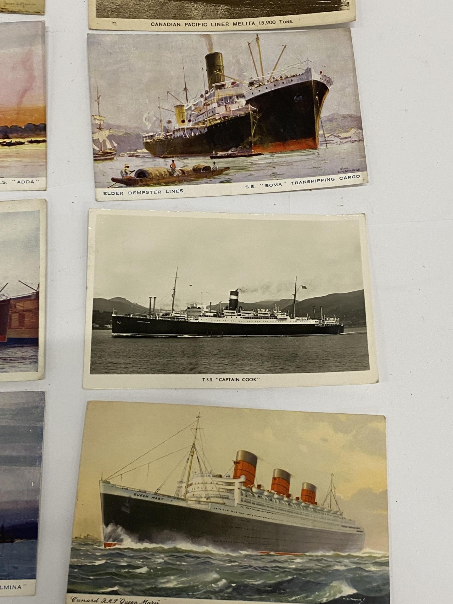 A COLLECTION OF VINTAGE SHIP POSTCARDS - Bild 3 aus 4