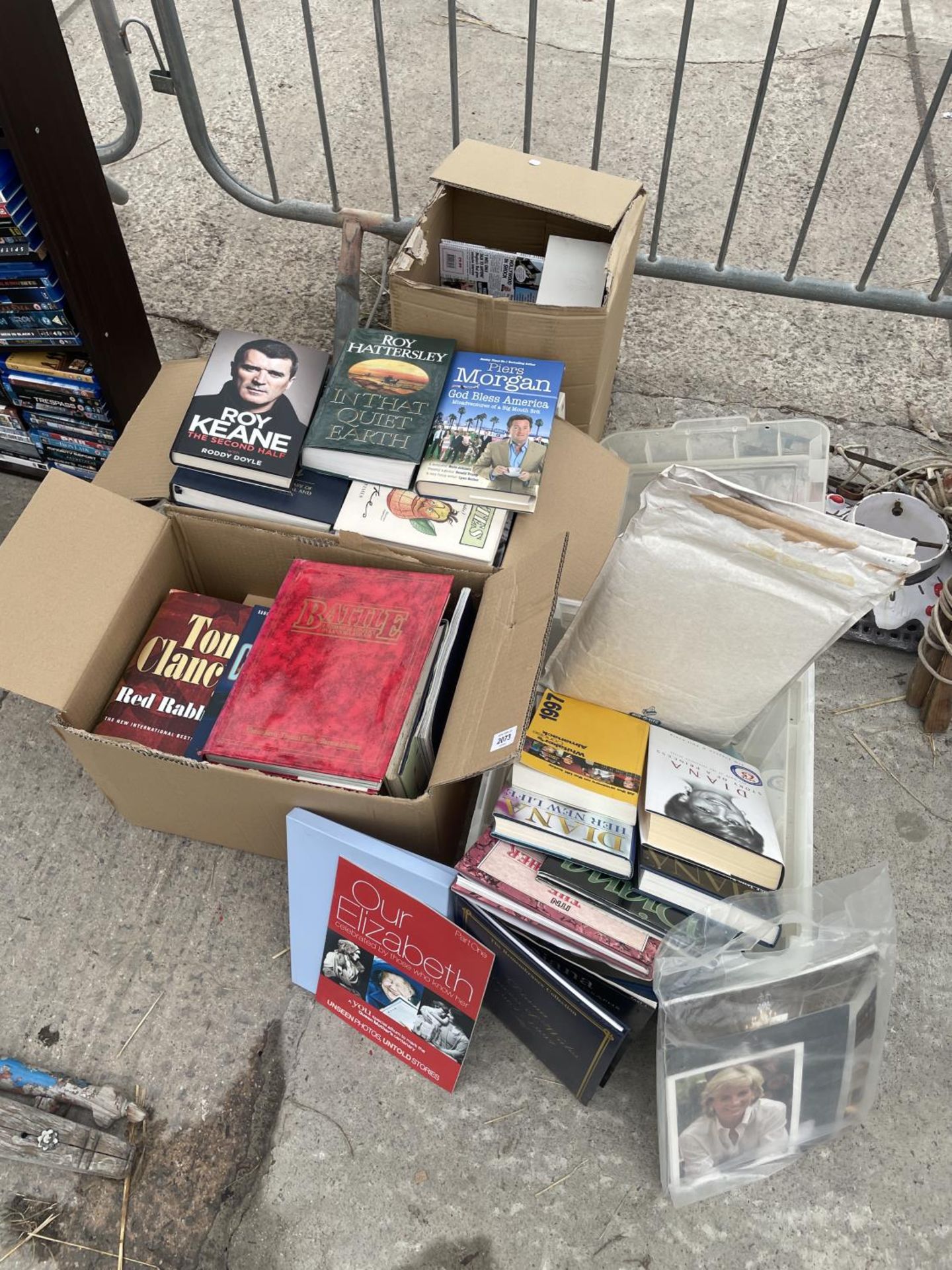 A LARGE ASSORTMENT OF VARIOUS BOOKS