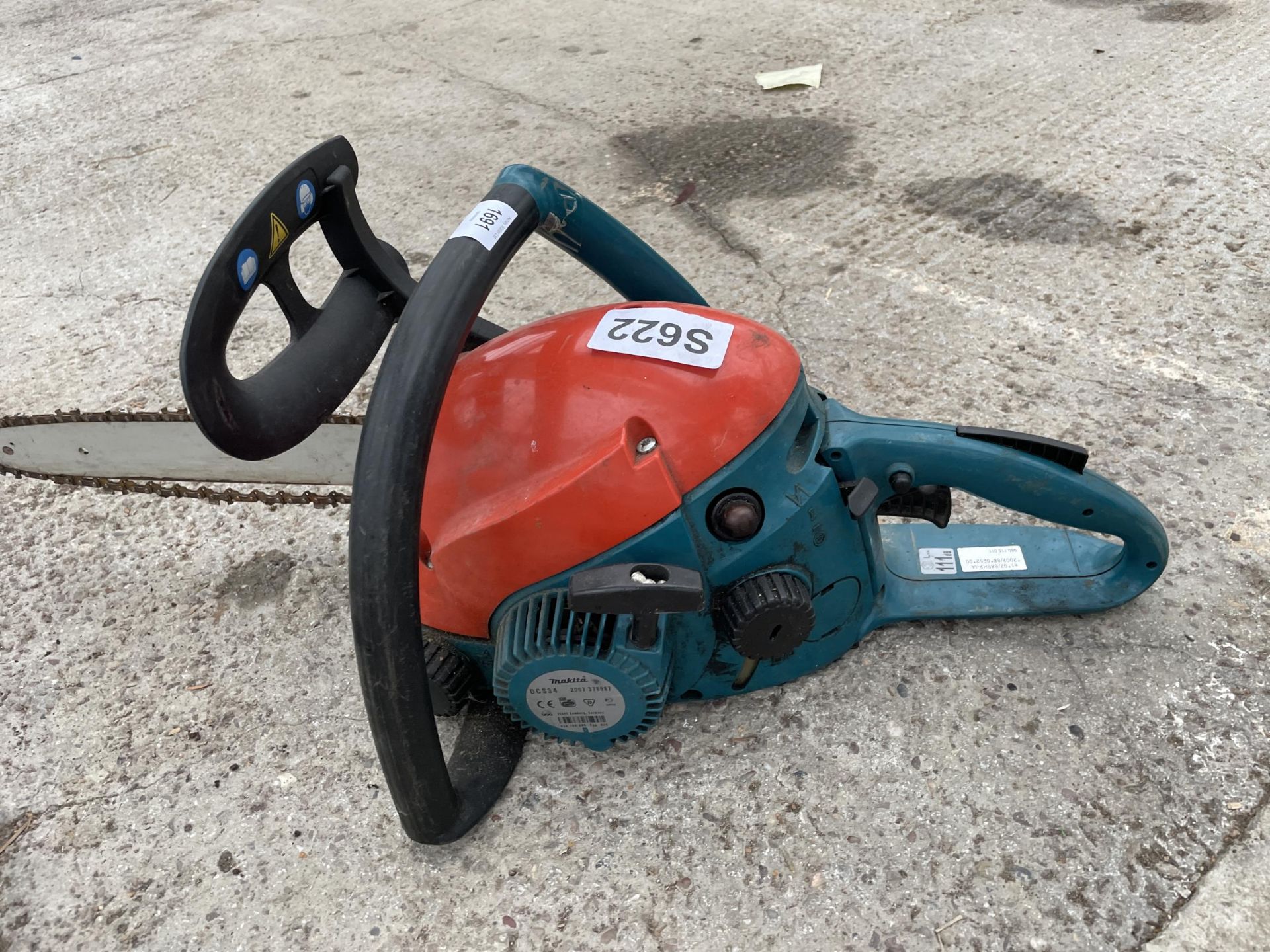 A MAKITA DCS34 PETROL CHAINSAW - Bild 2 aus 2