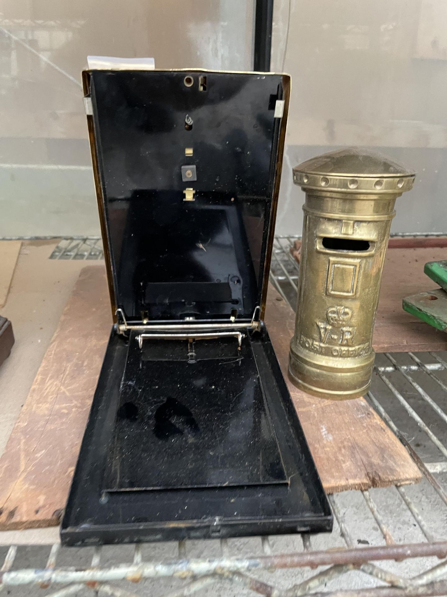 A VINTAGE DIALPAD BY STRATTON PHONE BOOK AND A BRASS POST BOX MONEY BOX - Image 4 of 4