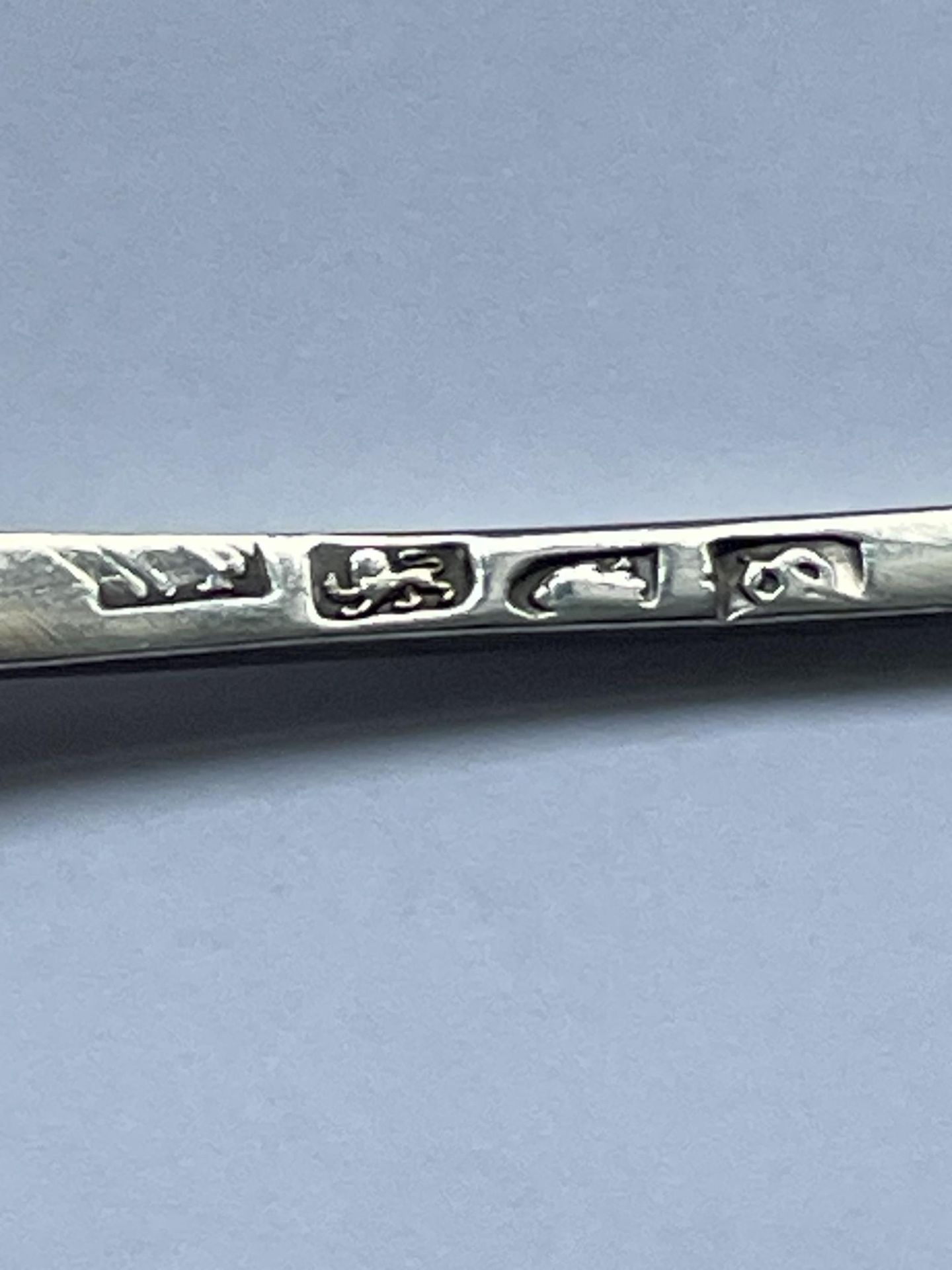 A GEORGE III, POSSIBLY 1773, HALLMARKED LONDON SILVER SPOON WITH WAX SEAL TYPE END, MAKER - Image 12 of 21