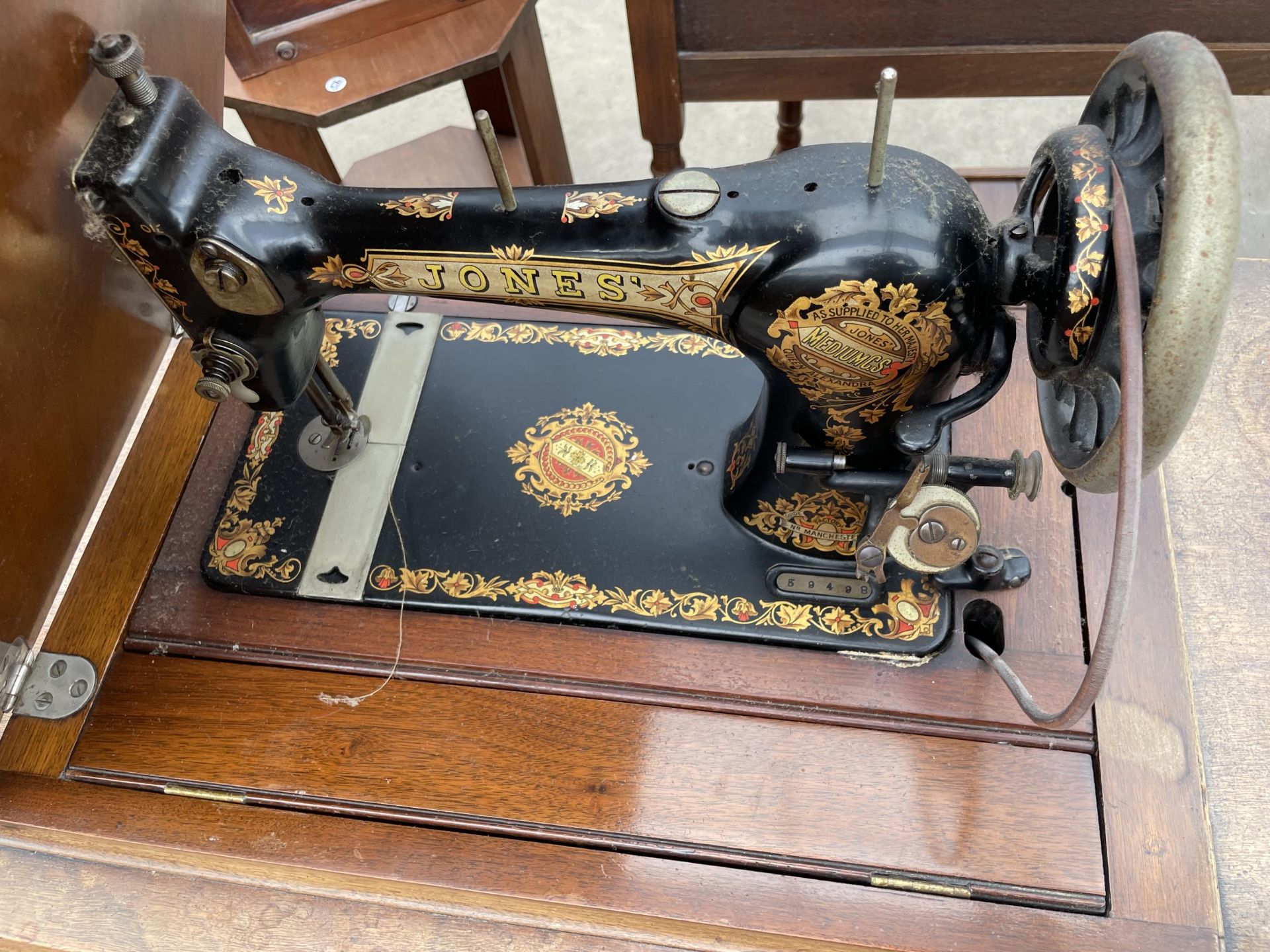 A JONES TREADLE SEWING MACHINE (SERIAL NO.59498), AS SUPPLIED TO HER MAJESTY QUEEN ALEXANDRA, - Image 2 of 4