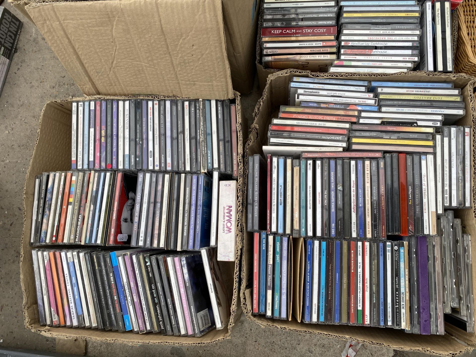 A LARGE ASSORTMENT OF CDS AND DVDS - Image 3 of 5