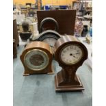 THREE VINTAGE MANTLE CLOCKS TO INCLUDE A SMITHS PLUS A CLOCK CASE MISSING THE FACE