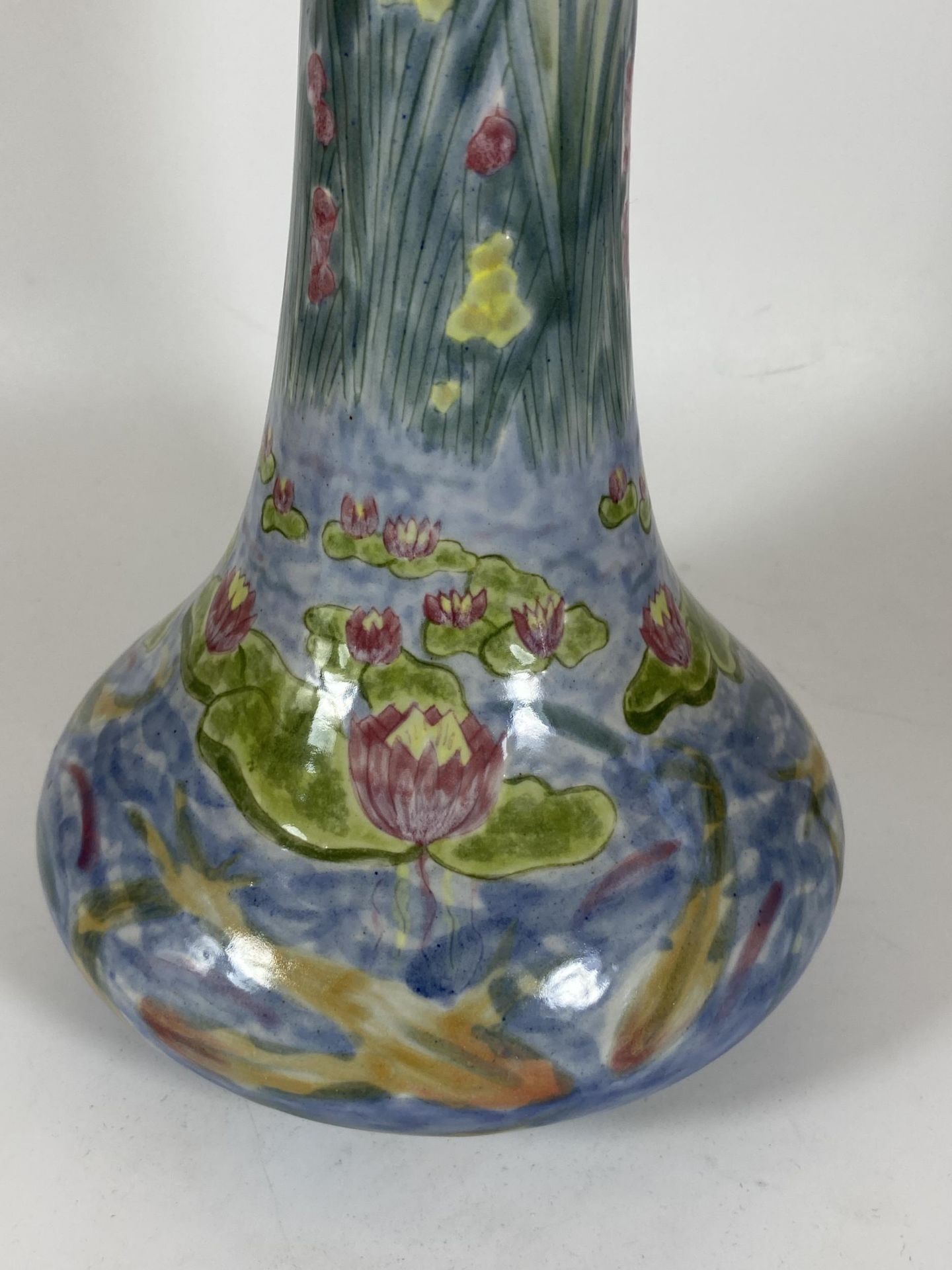 A COBRIDGE STONEWARE WATER LILY POND BULLRUSH PATTERN VASE, HEIGHT 32CM, (SECONDS) - Image 2 of 3