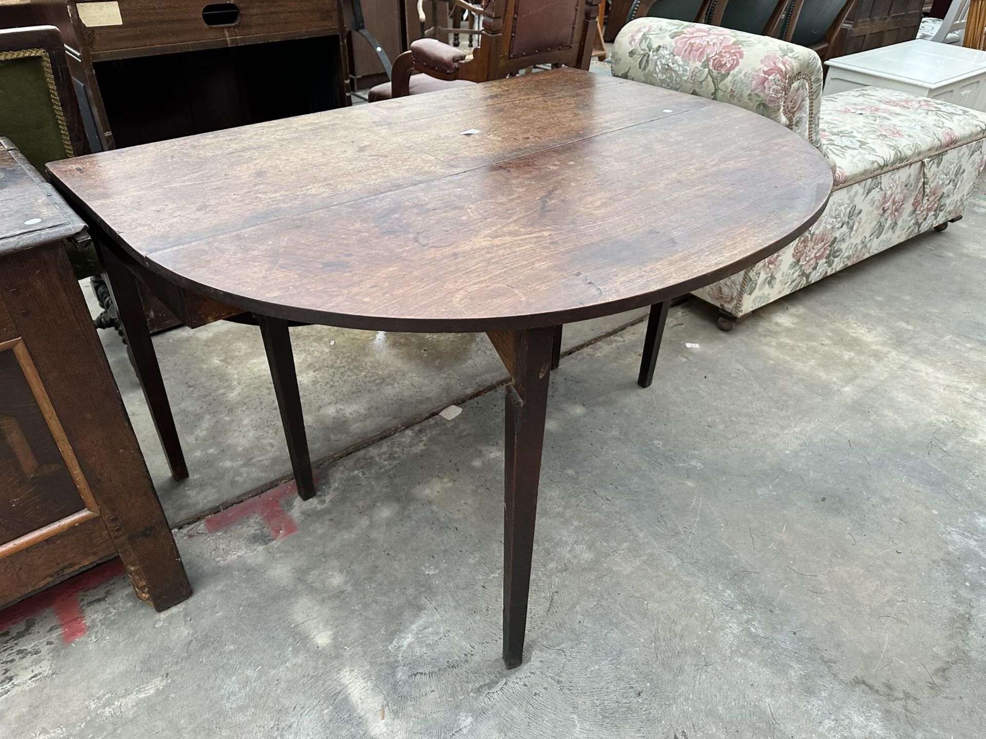 A 19TH CENTURY MAHOGANY DROP-LEAF DINING TABLE, 57 X 49" OPENED - Image 4 of 6